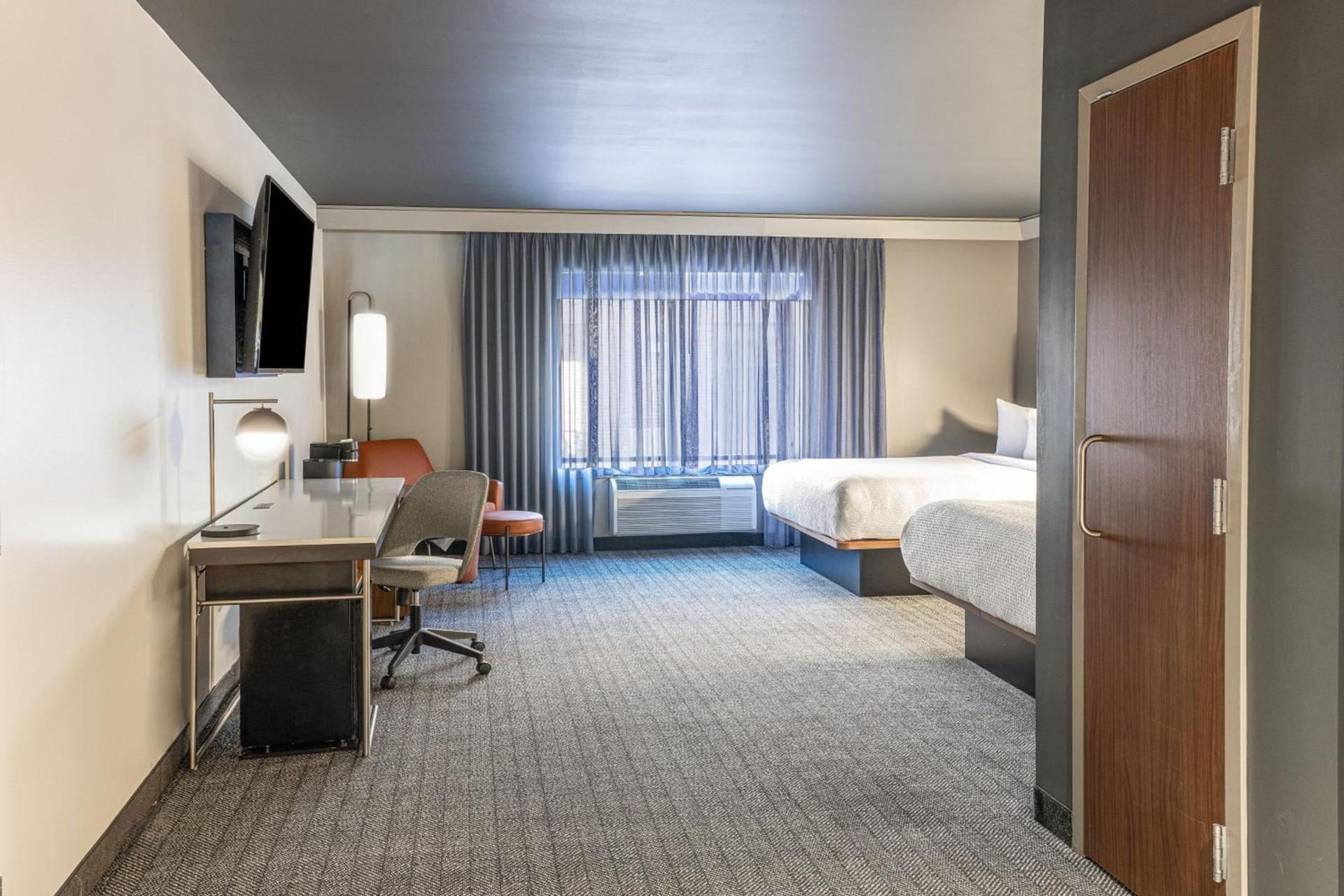Courtyard by Marriott Wichita at Old Town photo 40