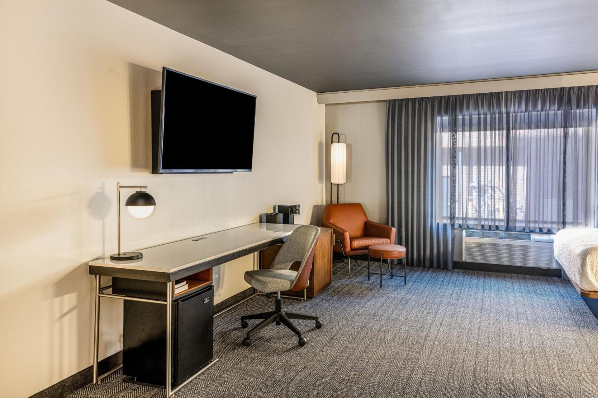 Courtyard by Marriott Wichita at Old Town photo 39