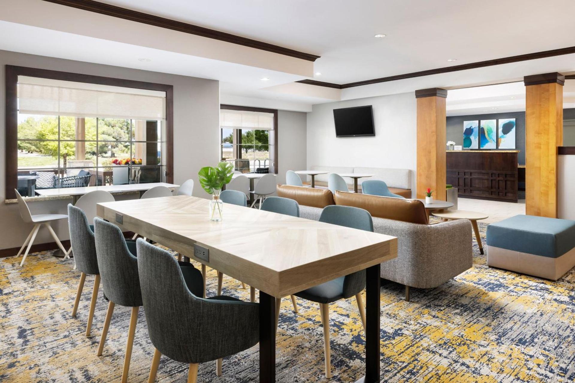 TownePlace Suites by Marriott Roswell photo 42