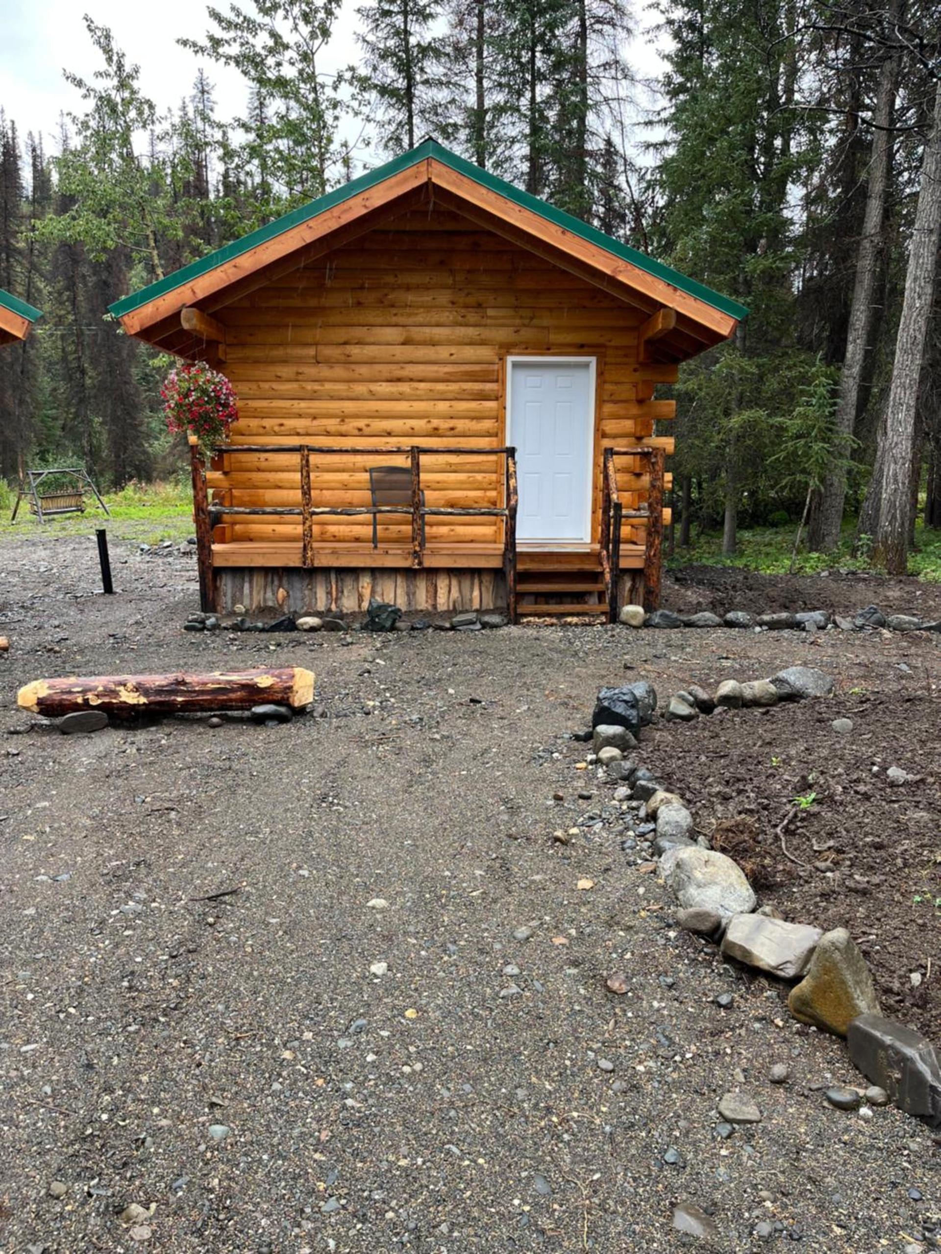 Carlo Creek Cabins photo 4