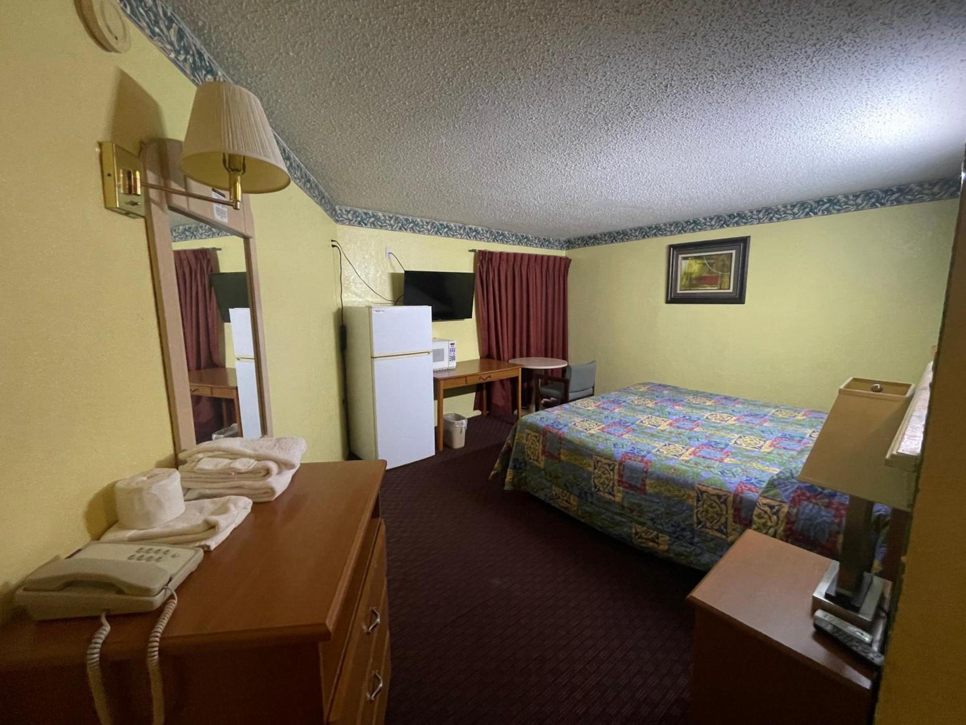 Relax Inn Copperas Cove photo 3