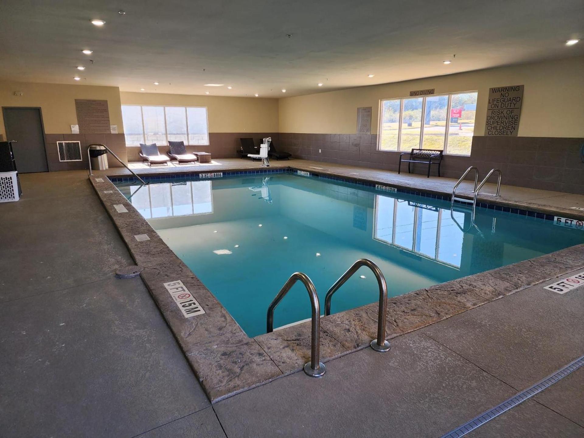 Country Inn & Suites by Radisson, Macon West, GA photo 23