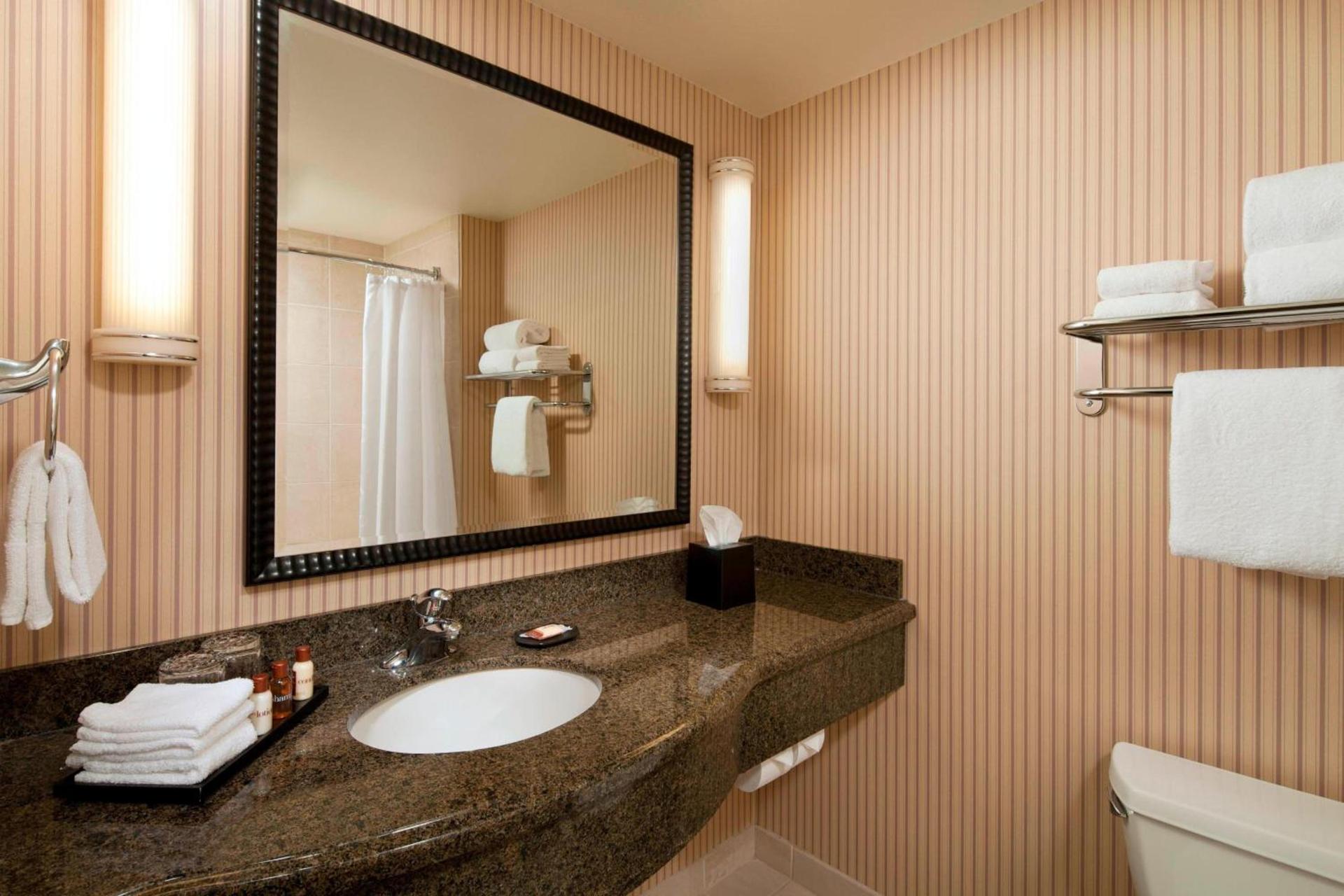 Sheraton Sonoma Wine Country Petaluma photo 44