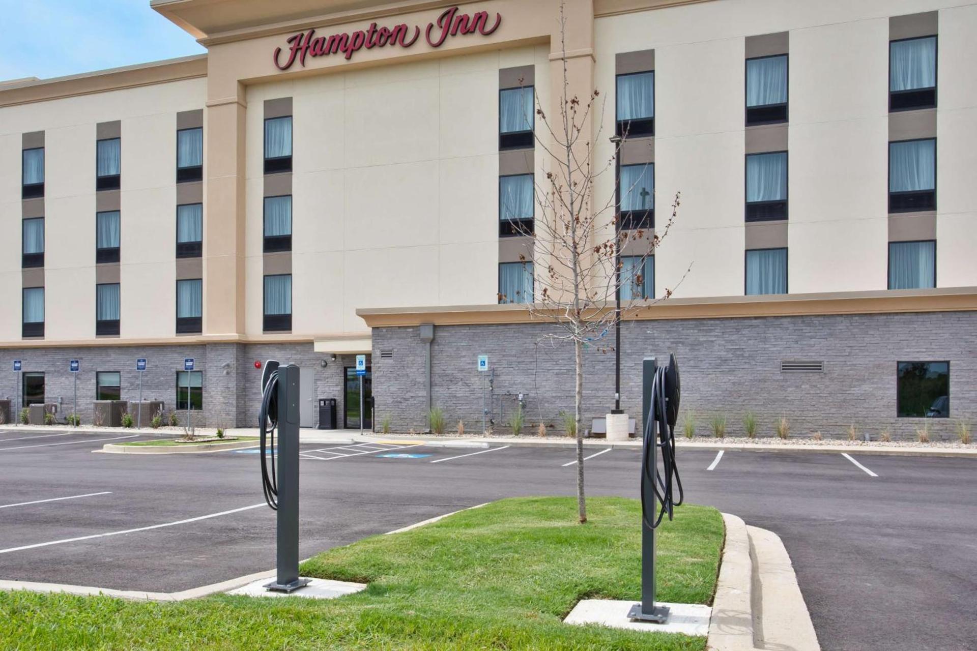 Hampton Inn Union City, Tn photo 2