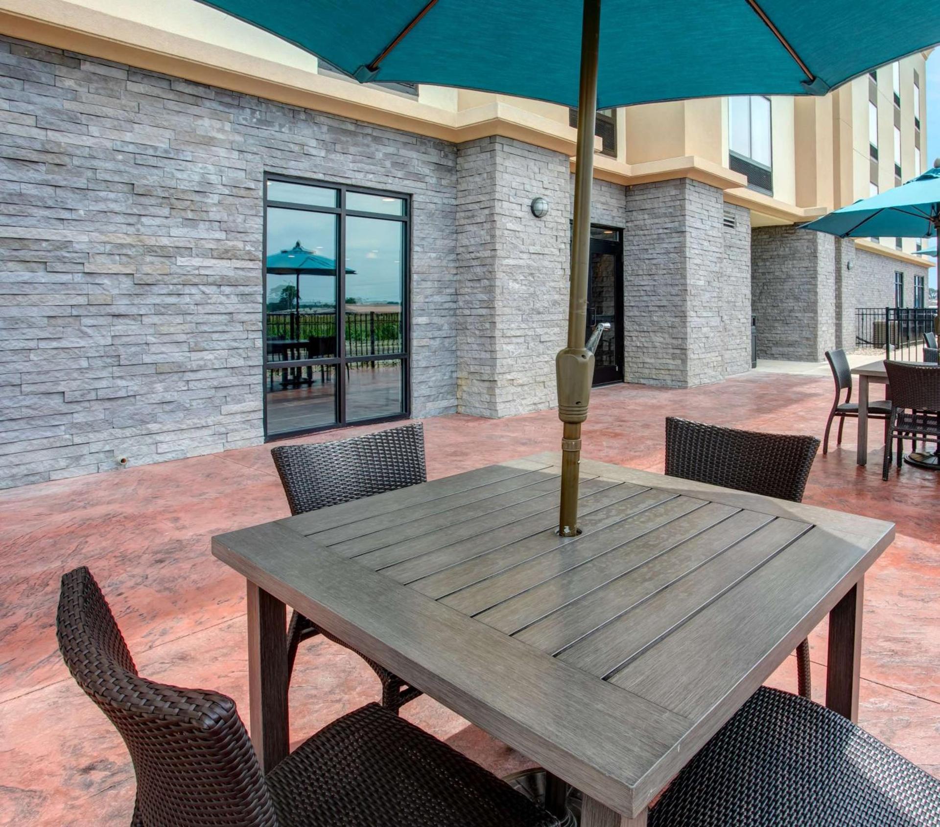 Hampton Inn Union City, Tn photo 3
