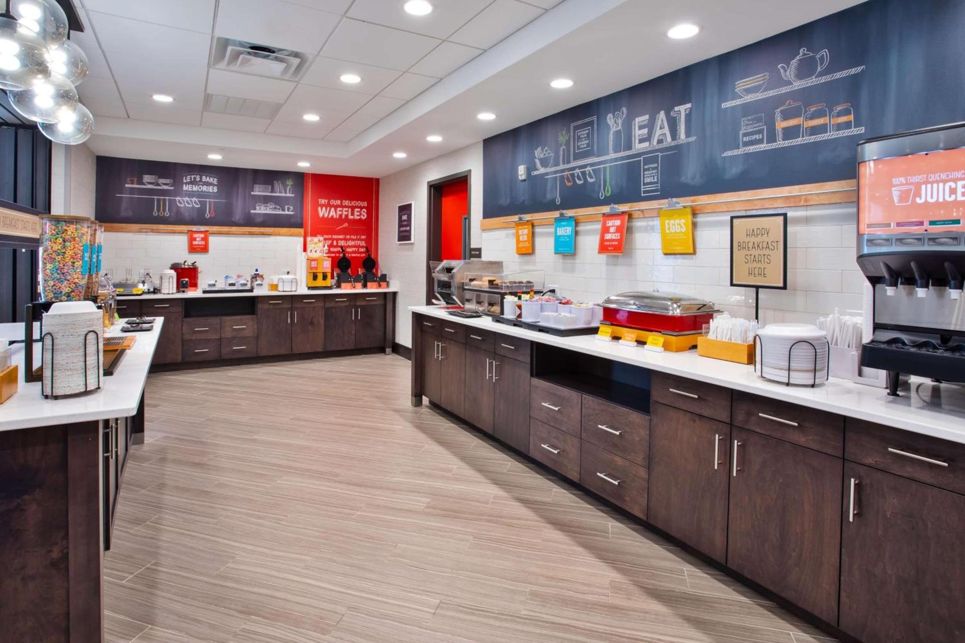 Hampton Inn Union City, Tn photo 11