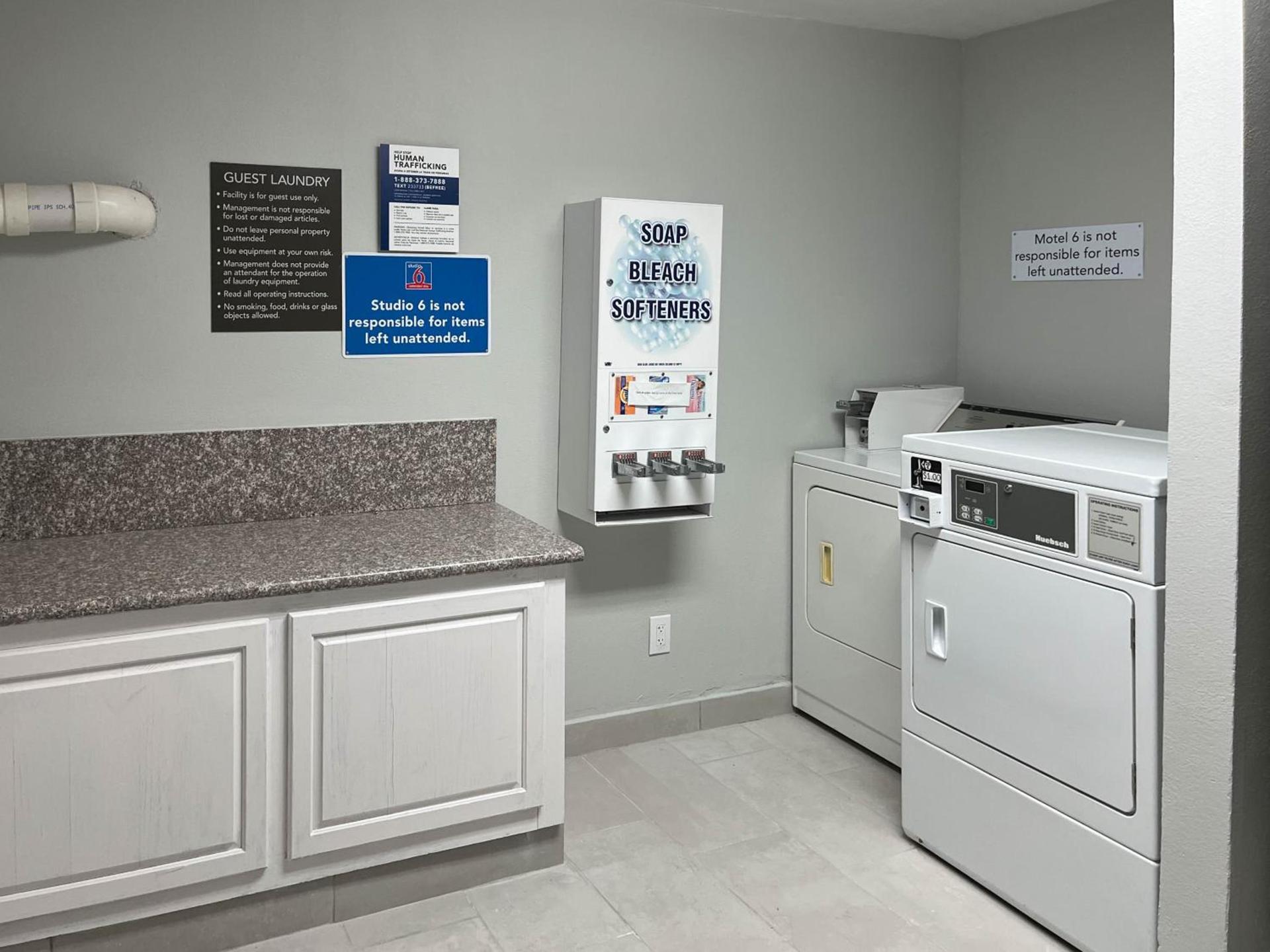 Motel 6 Nacogdoches TX SFA University photo 10