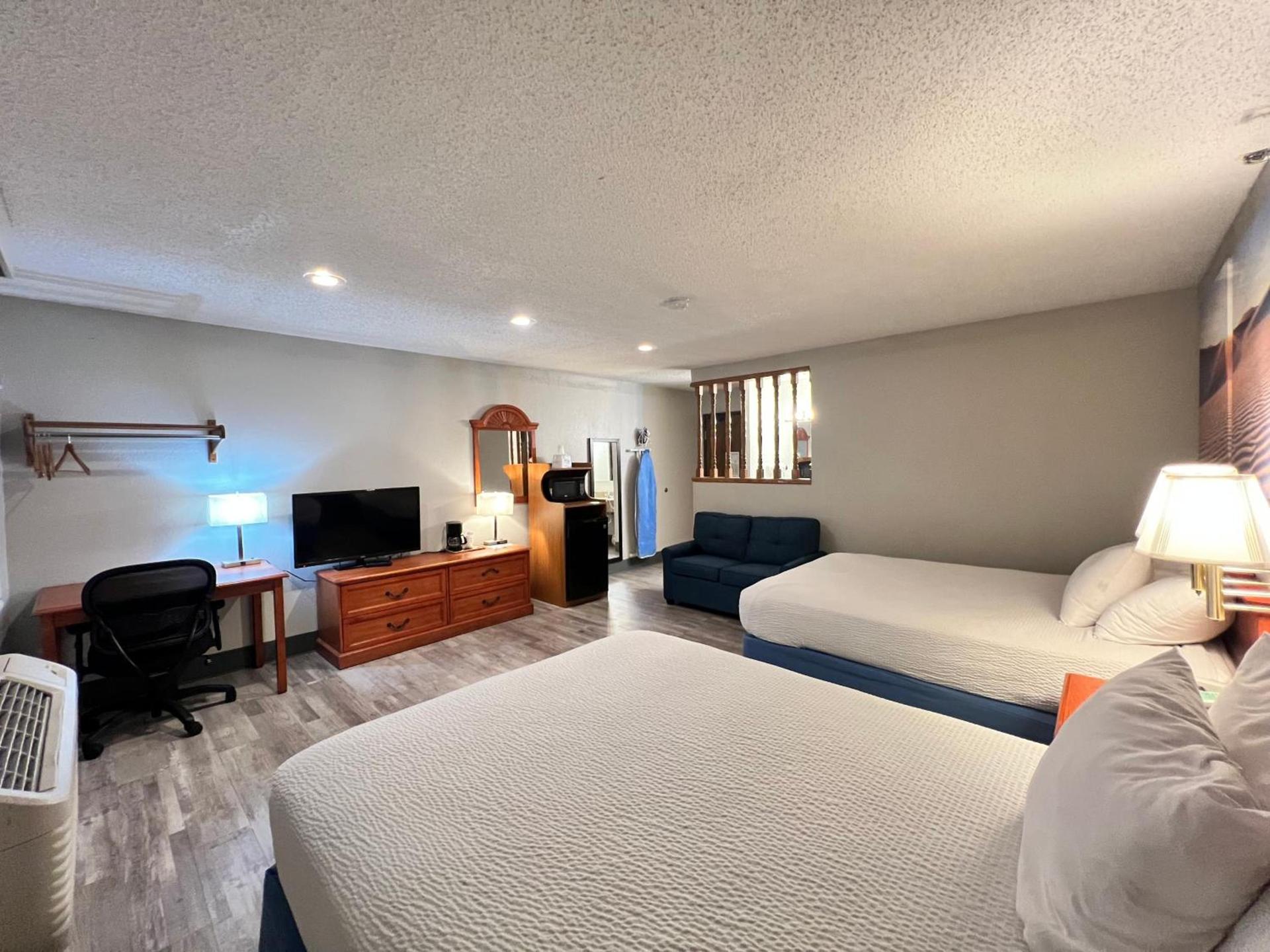 Antelope Inn & Suites photo 41