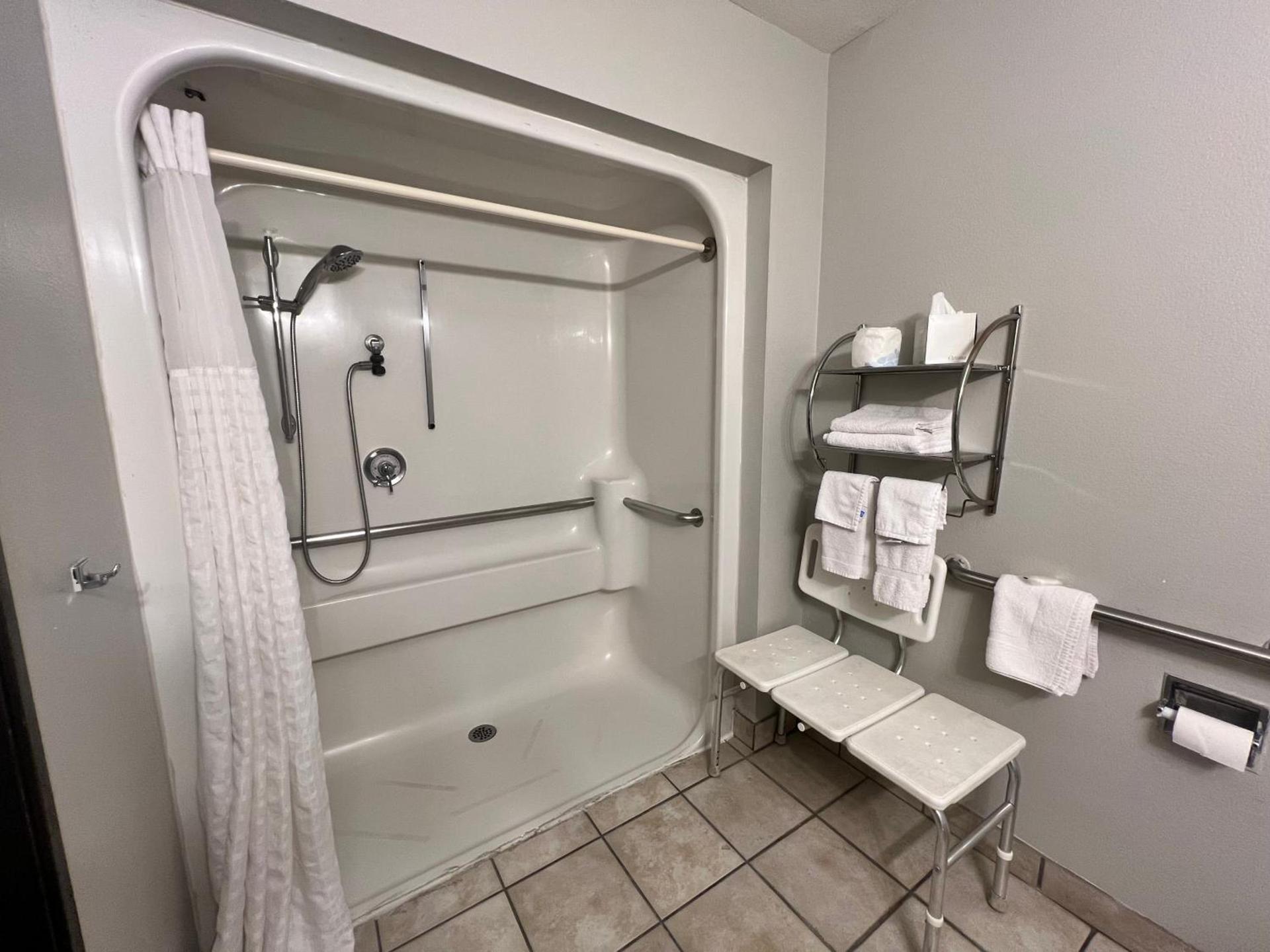 Antelope Inn & Suites photo 50