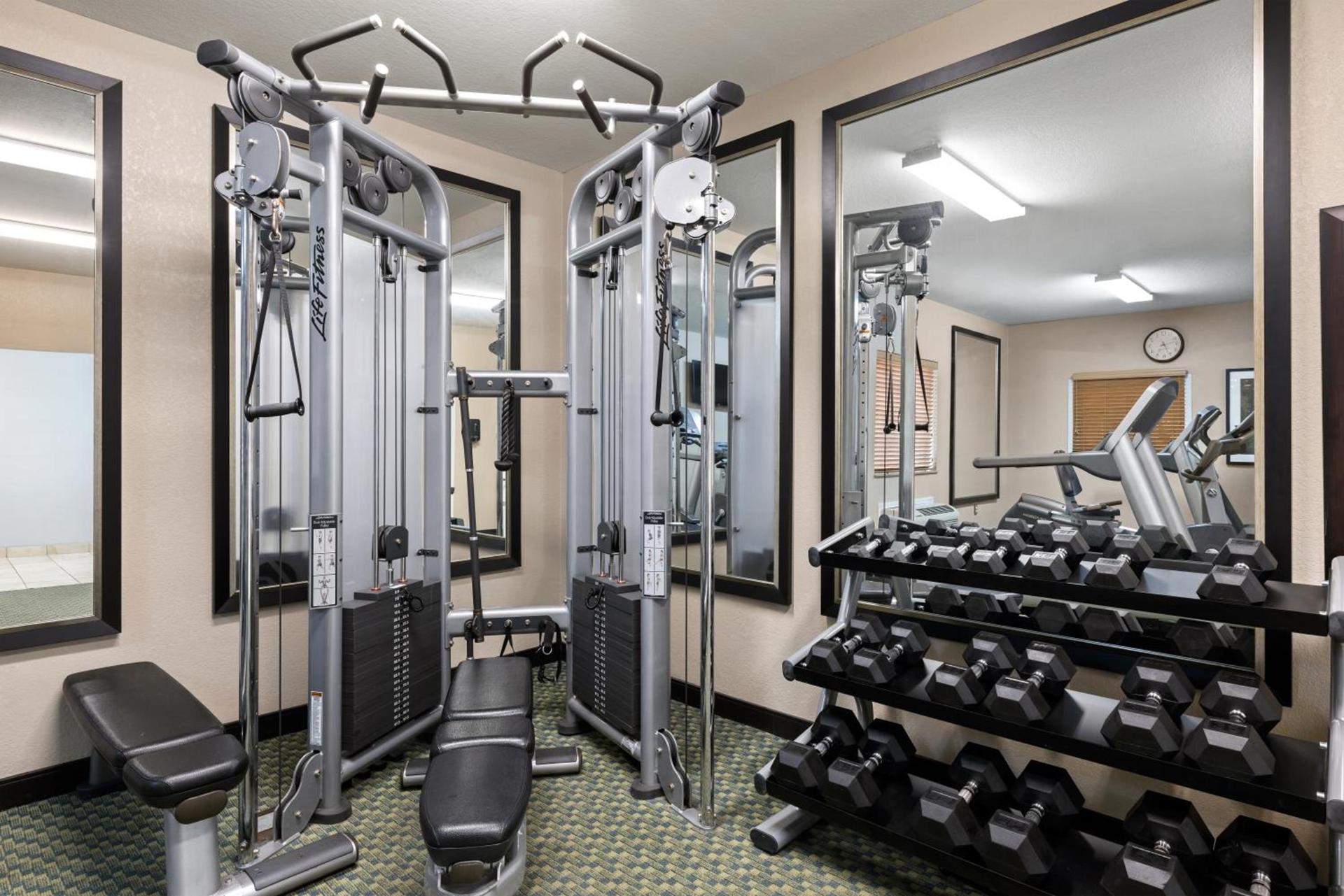 Candlewood Suites Bismarck photo 10