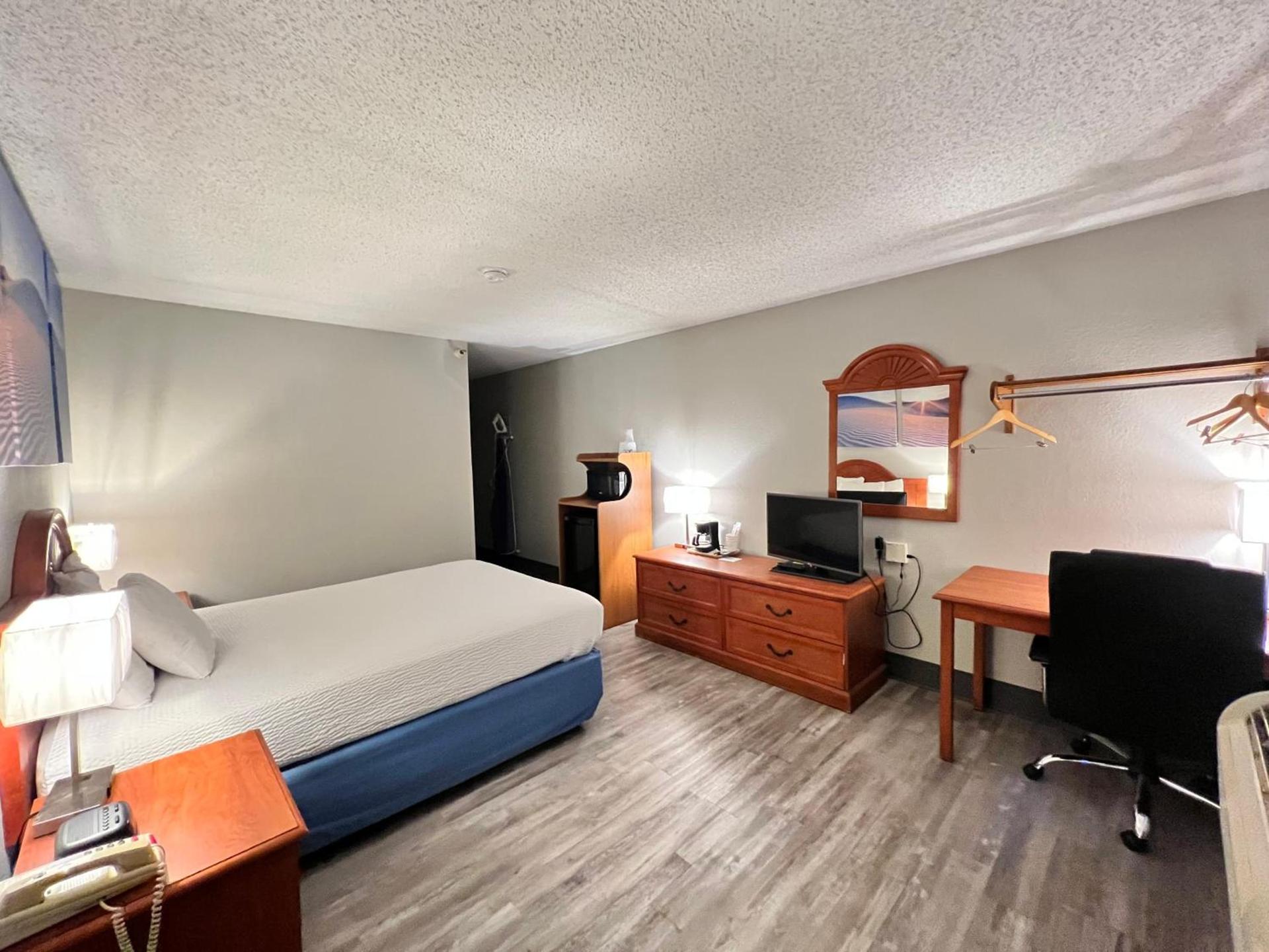 Antelope Inn & Suites photo 58