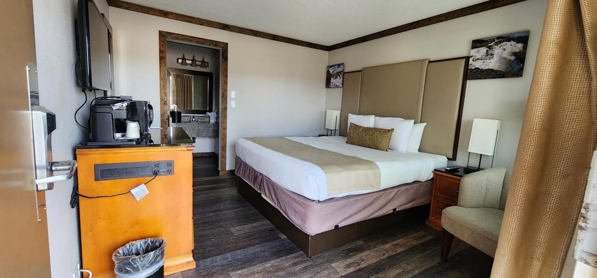 The Dalles Inn photo 20