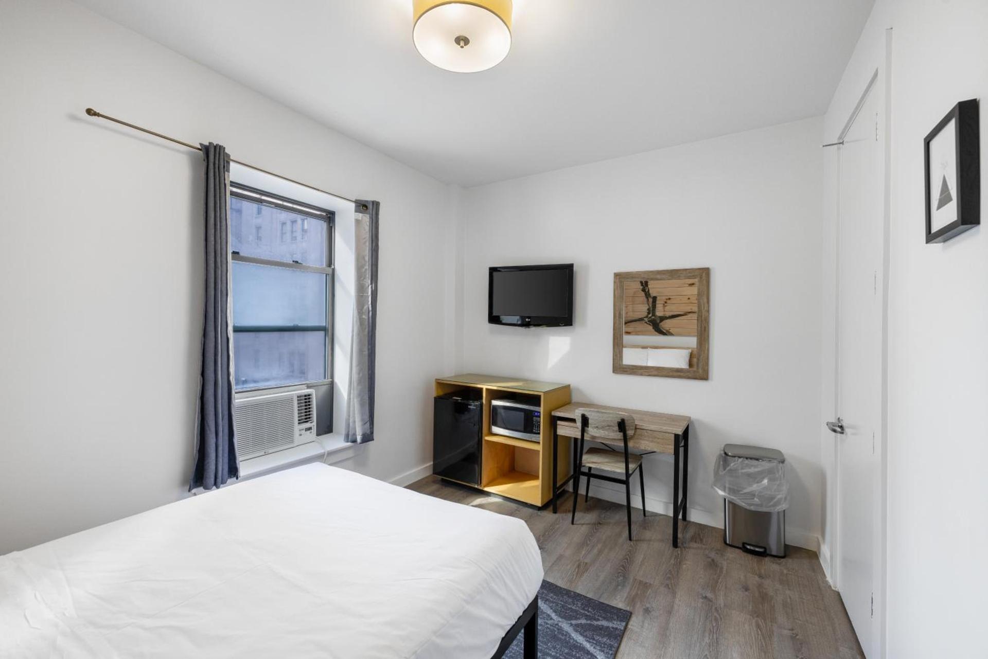 Hotel 27 by LuxUrban photo 26