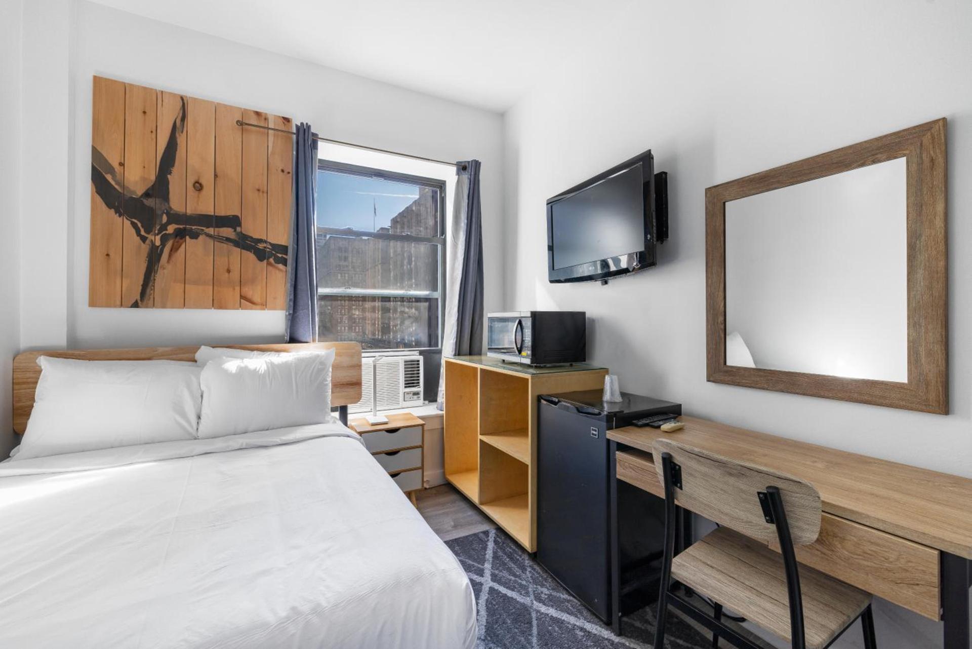 Hotel 27 by LuxUrban photo 32