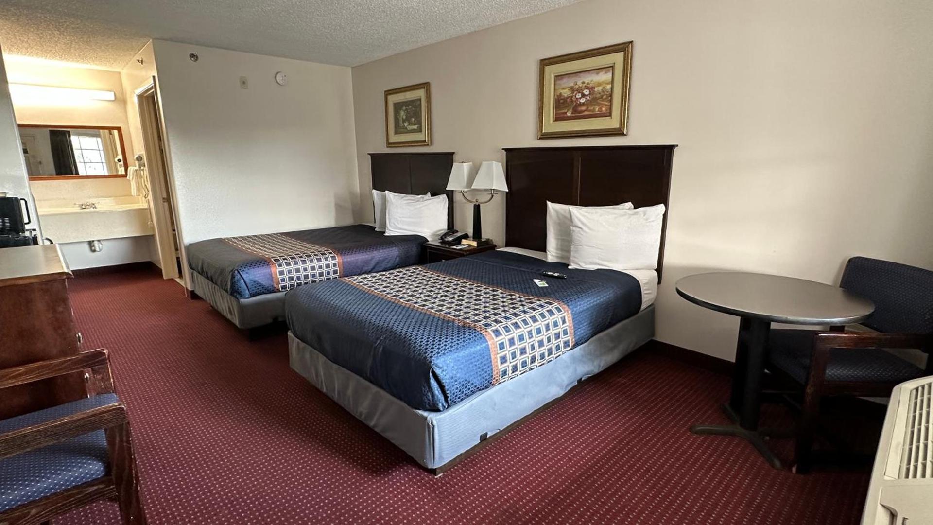 Carom Inn Denham Springs-BatonRouge photo 28