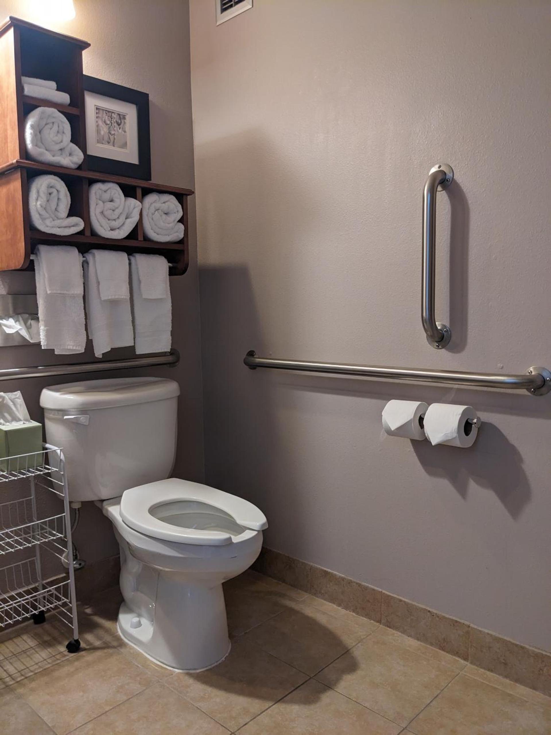 GrandStay Residential Suites Hotel photo 9