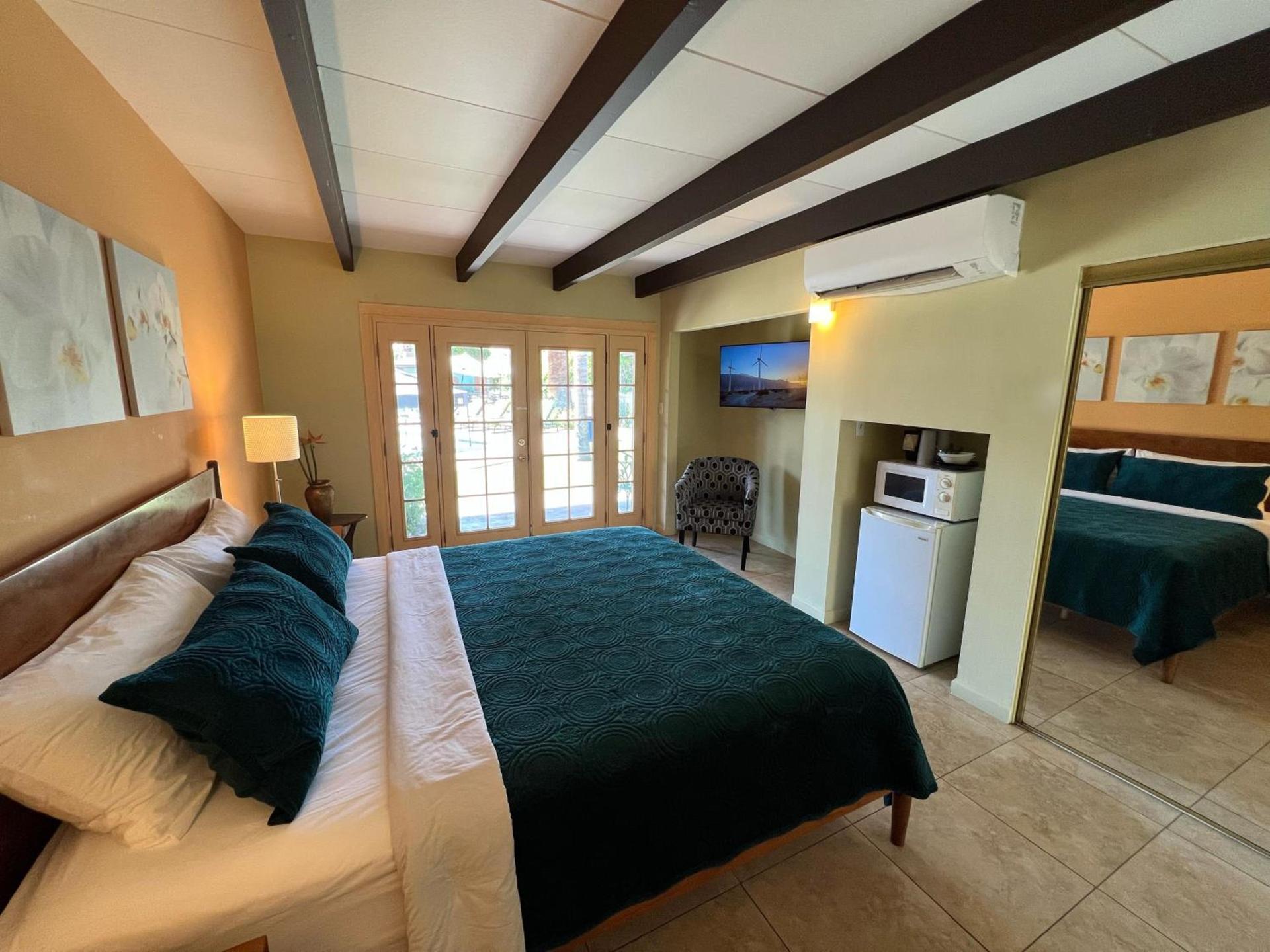 Vista Grande Resort - A Gay Men's Resort photo 25