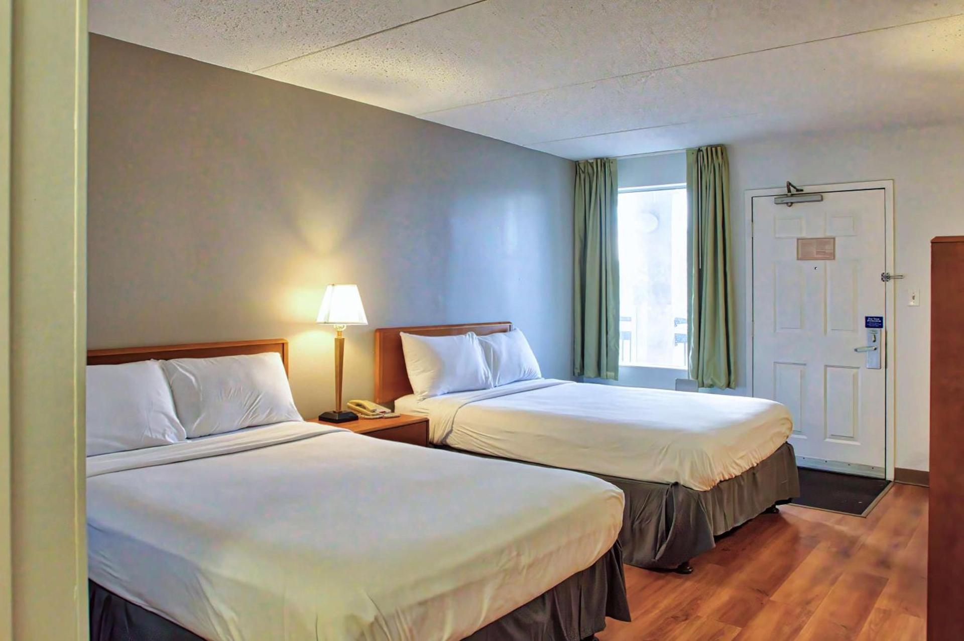 Motel 6 Buffalo NY Airport Williamsville photo 14