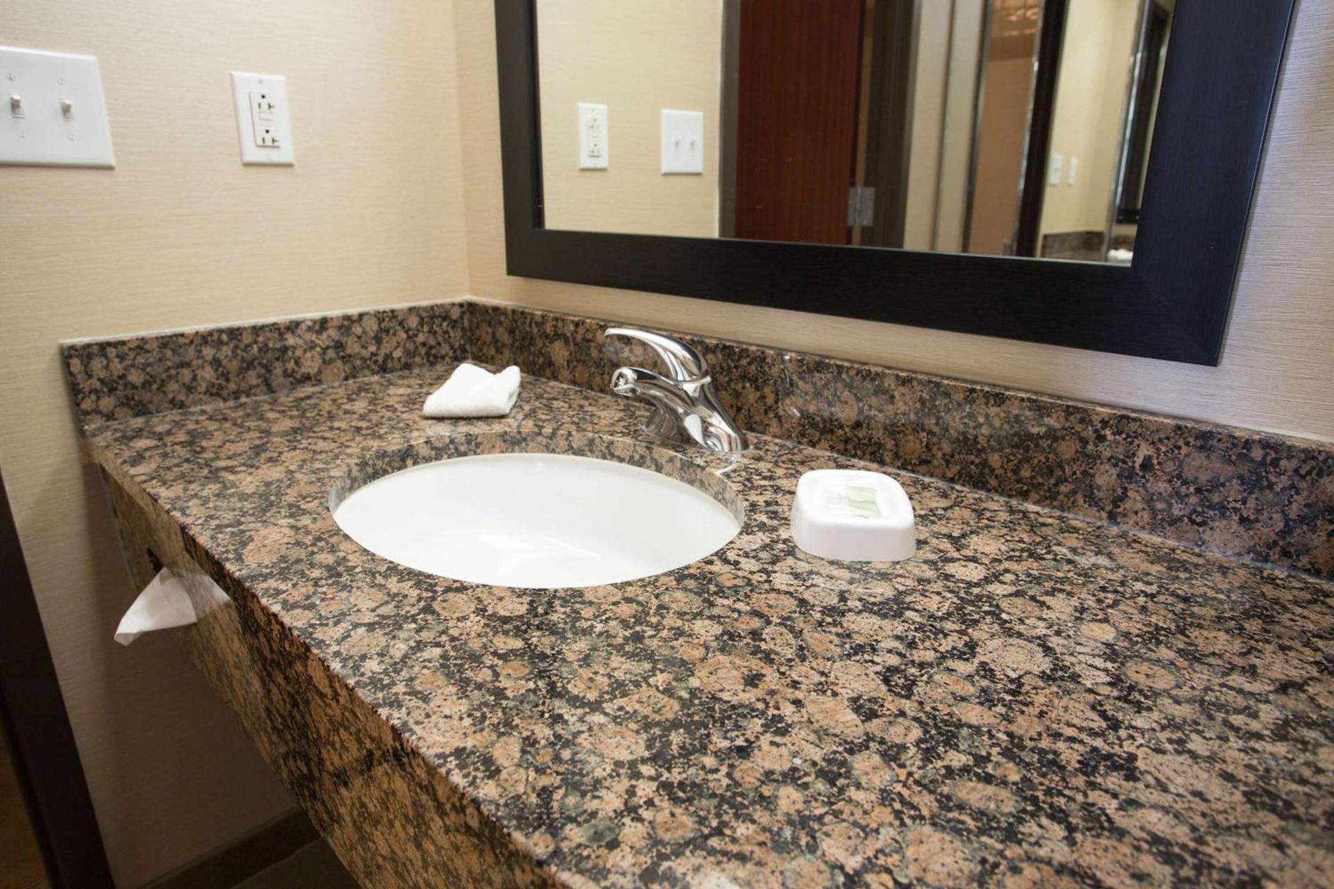 Drury Inn & Suites Springfield MO photo 13