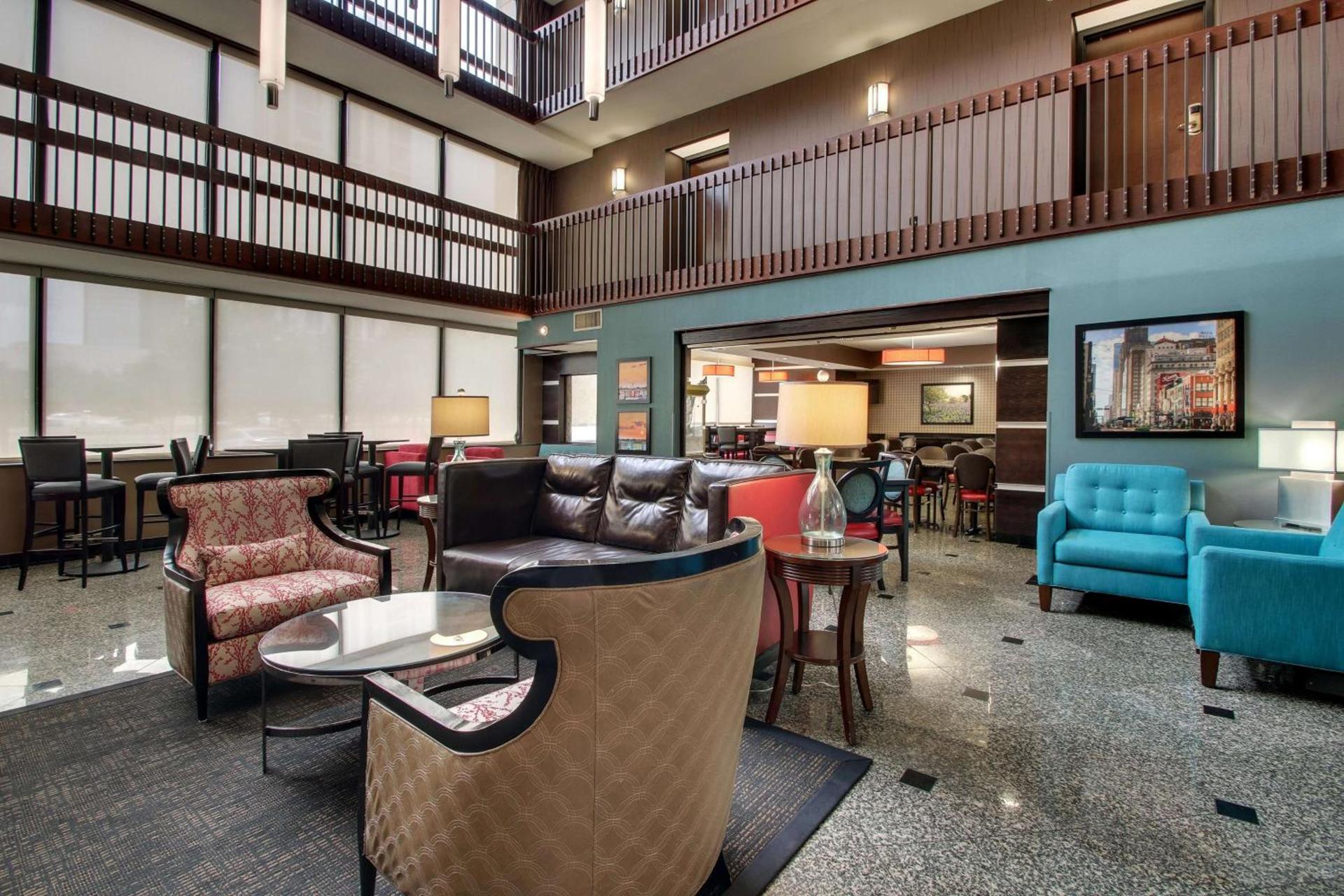 Drury Inn & Suites Houston Galleria photo 8