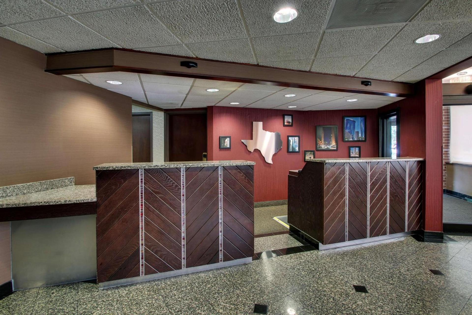 Drury Inn & Suites Houston Galleria photo 12