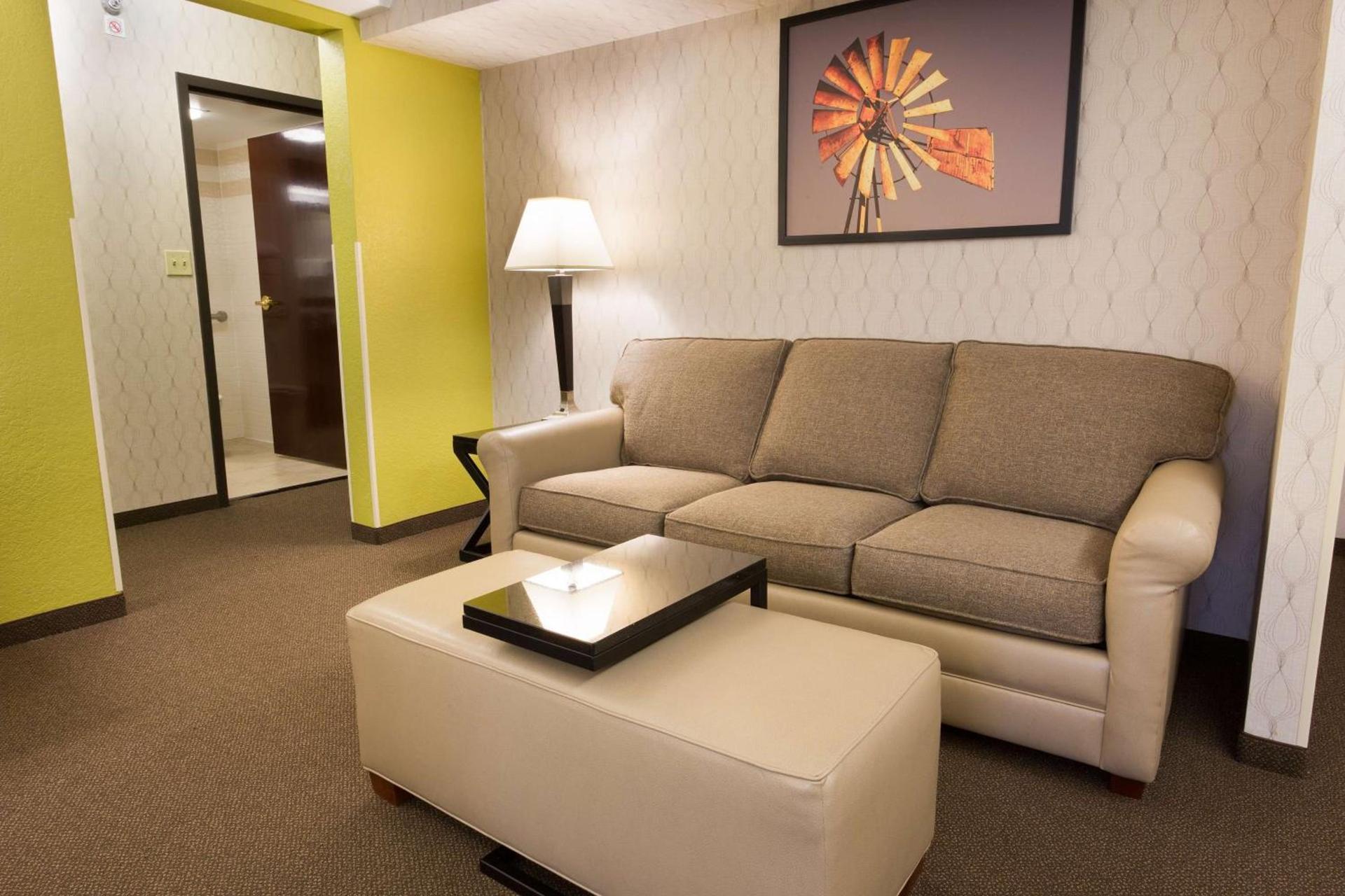 Drury Inn & Suites Houston Galleria photo 24