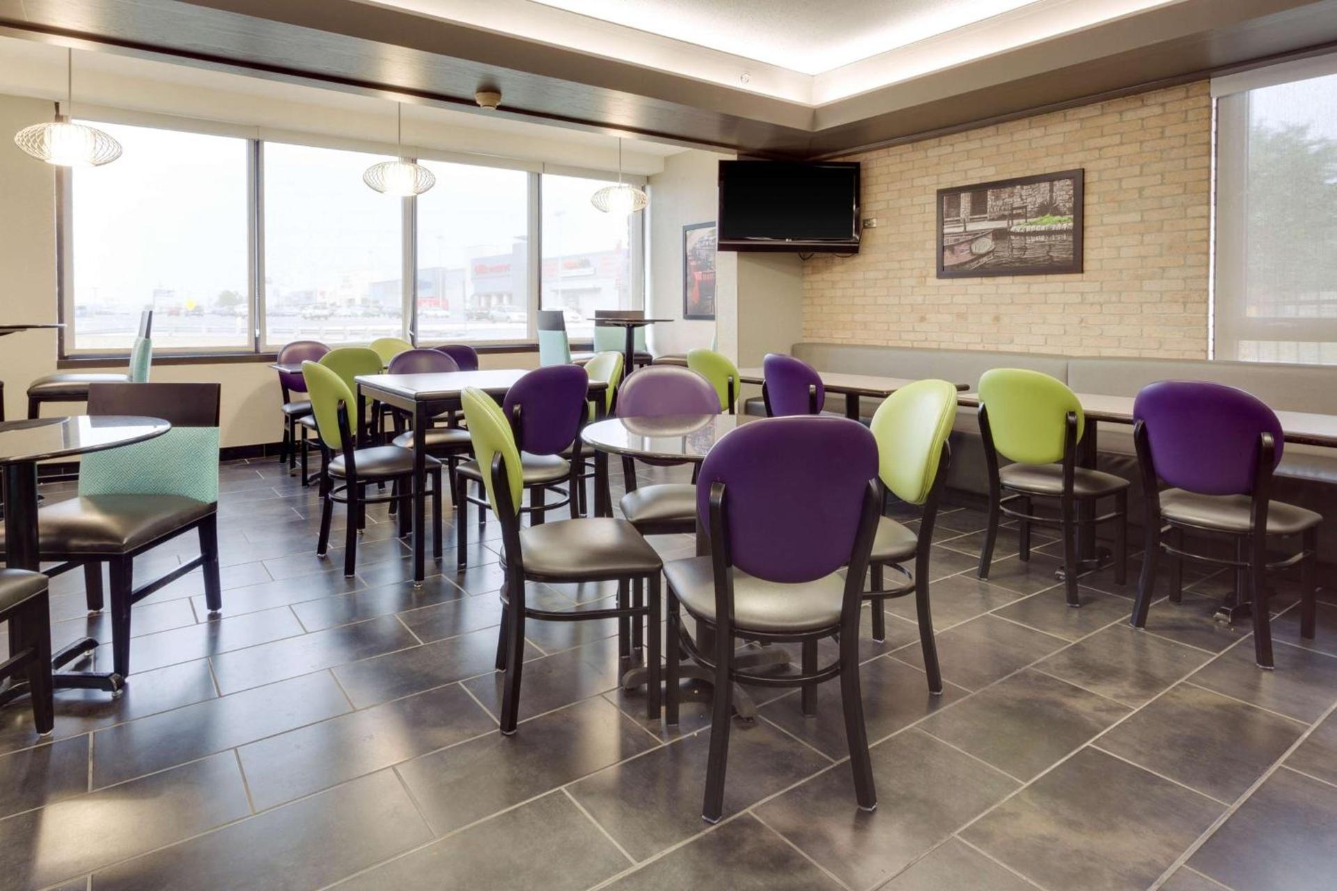 Drury Inn & Suites San Antonio Northeast photo 5