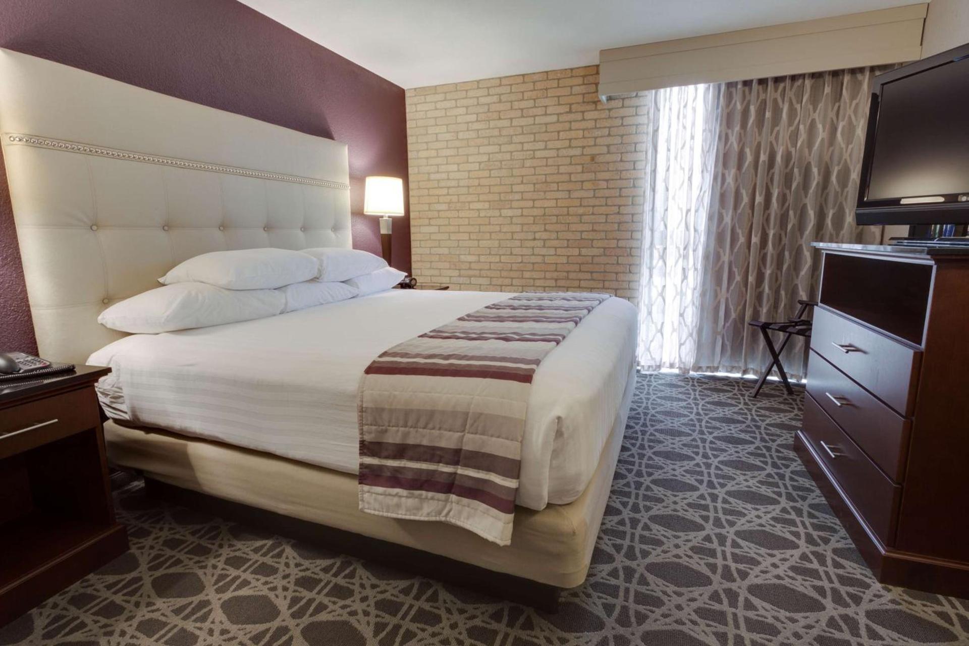 Drury Inn & Suites San Antonio Northeast photo 7
