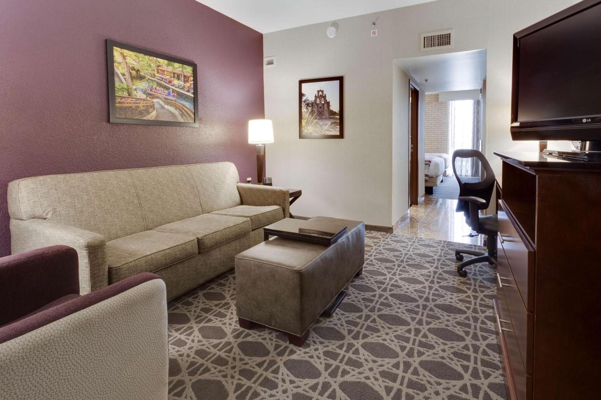 Drury Inn & Suites San Antonio Northeast photo 6