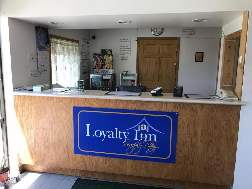 Loyalty Inn Maryville photo 3