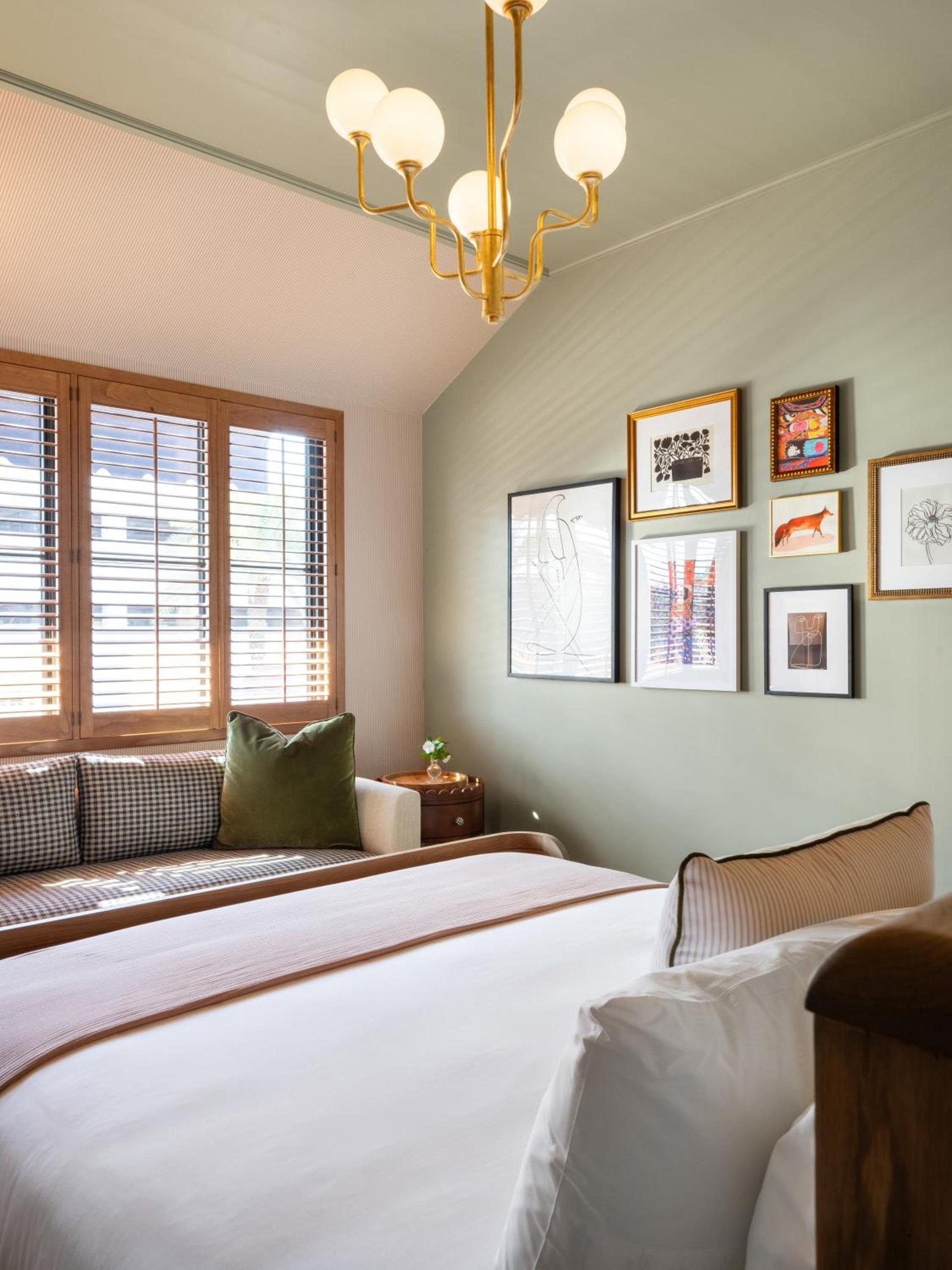 Palihouse Hyde Park Village photo 5