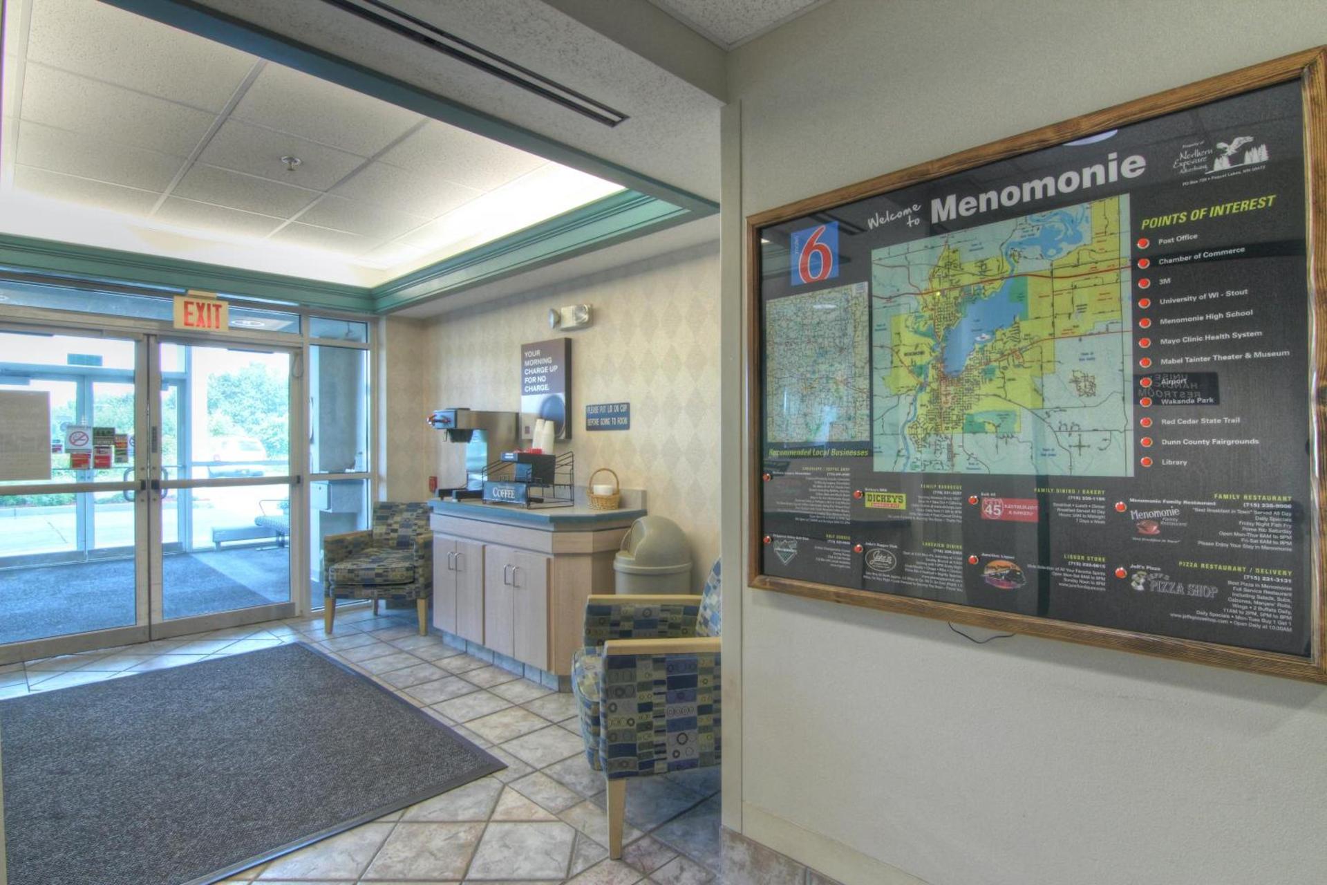 Econo Lodge Menomonie photo 42