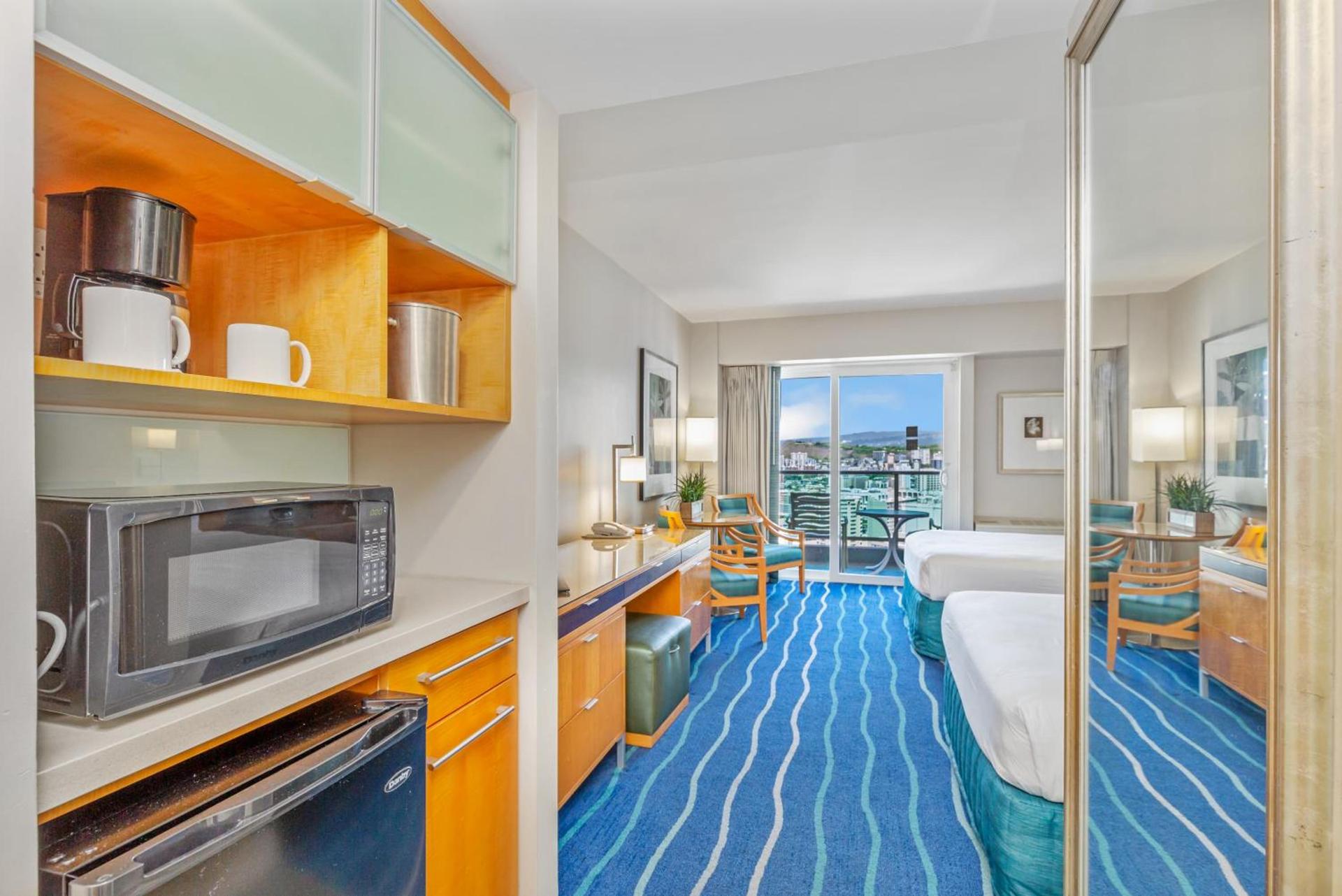 Castle At Ala Moana Hotel photo 48