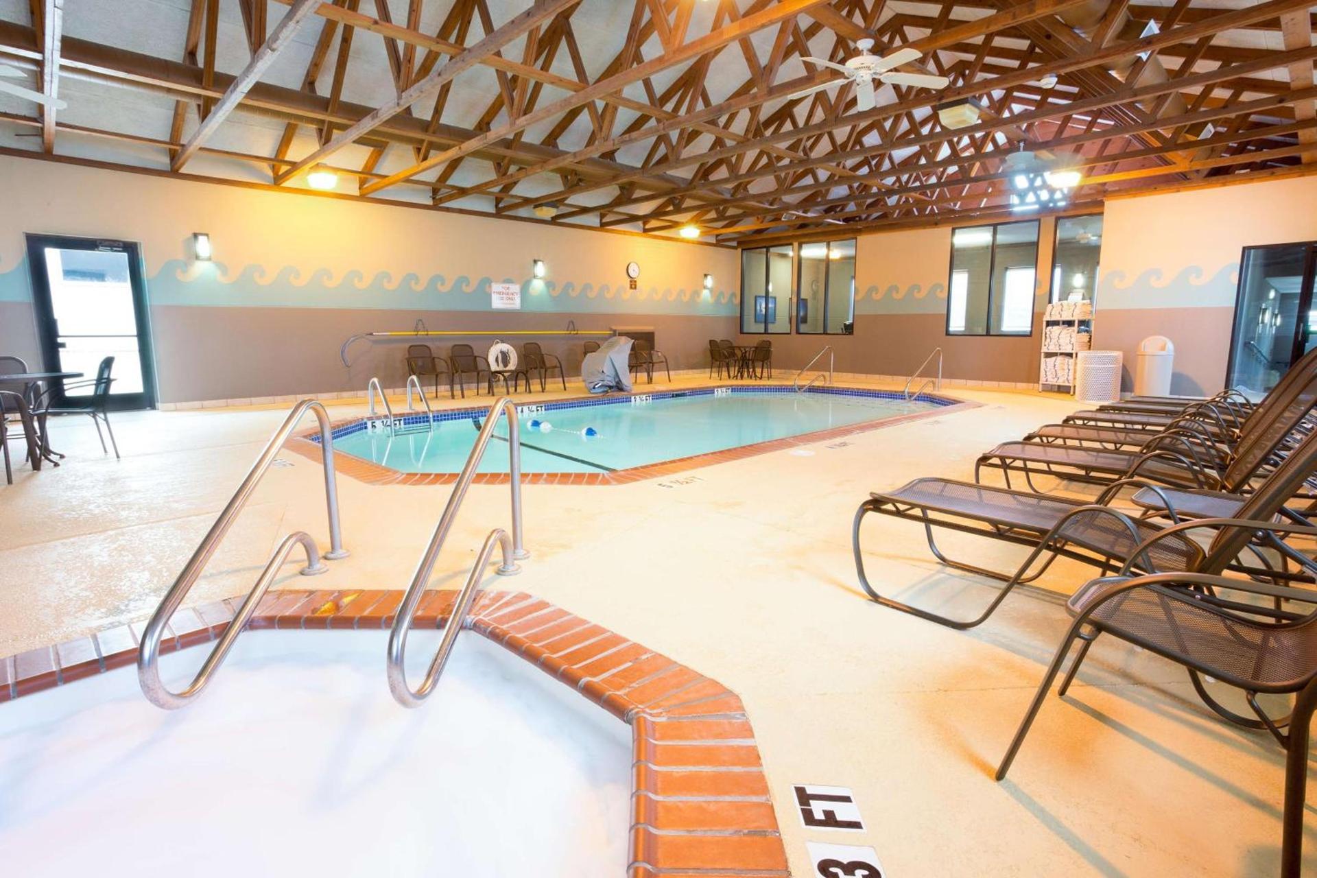 Drury Inn & Suites Jackson MO photo 18