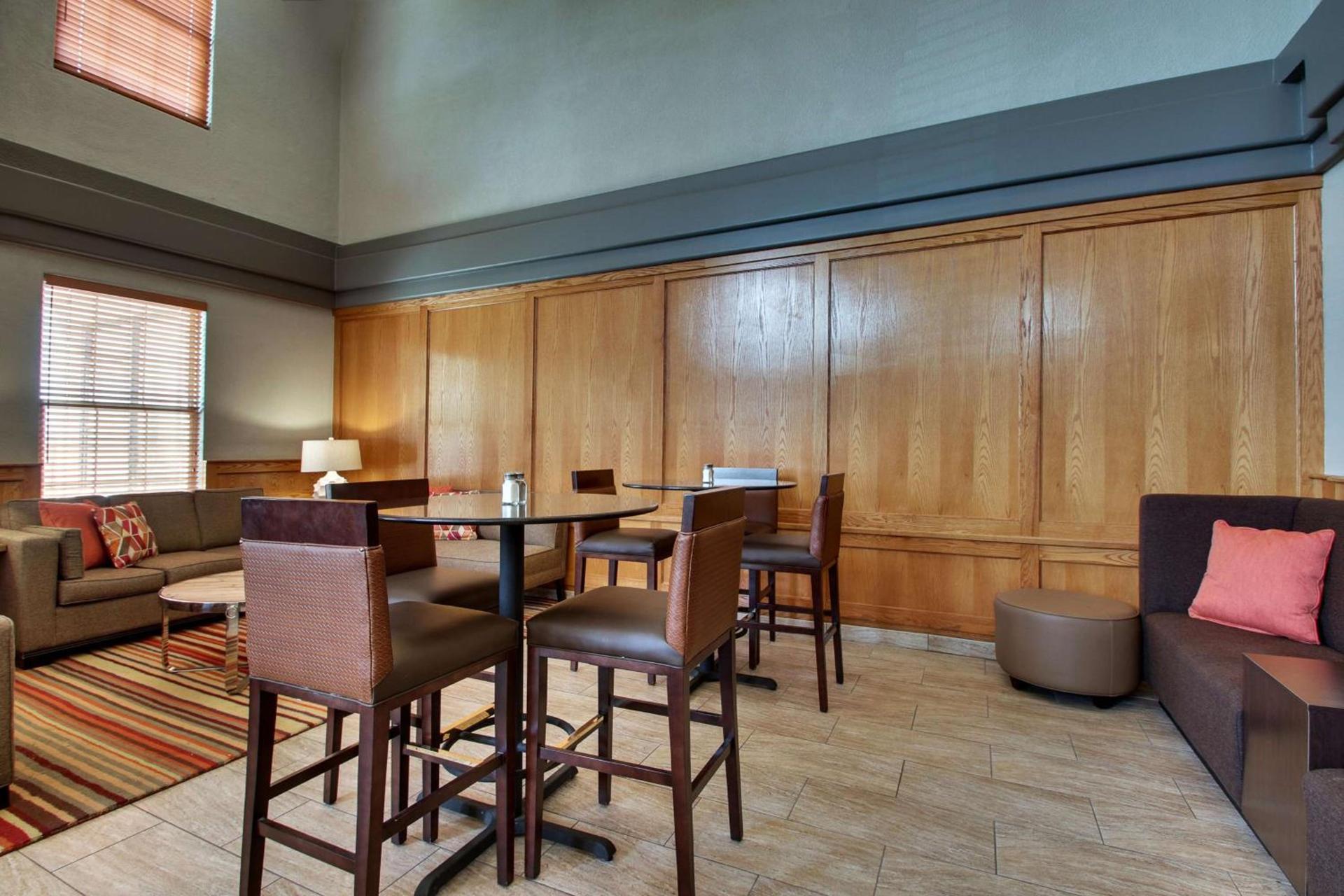 Drury Inn & Suites Albuquerque North photo 15