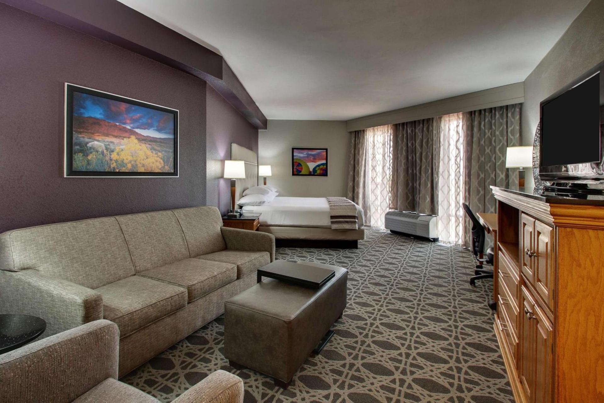 Drury Inn & Suites Albuquerque North photo 30