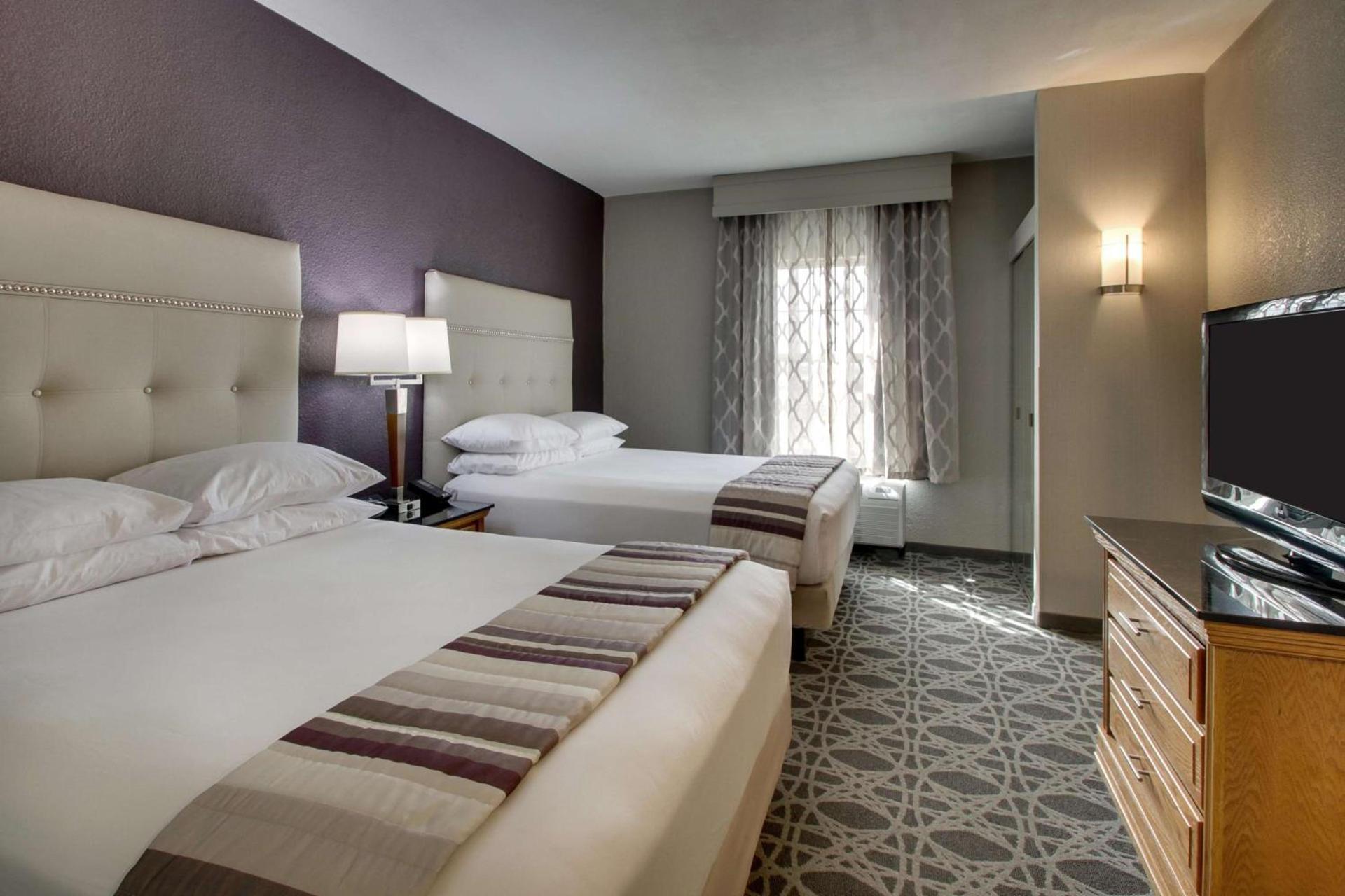 Drury Inn & Suites Albuquerque North photo 42