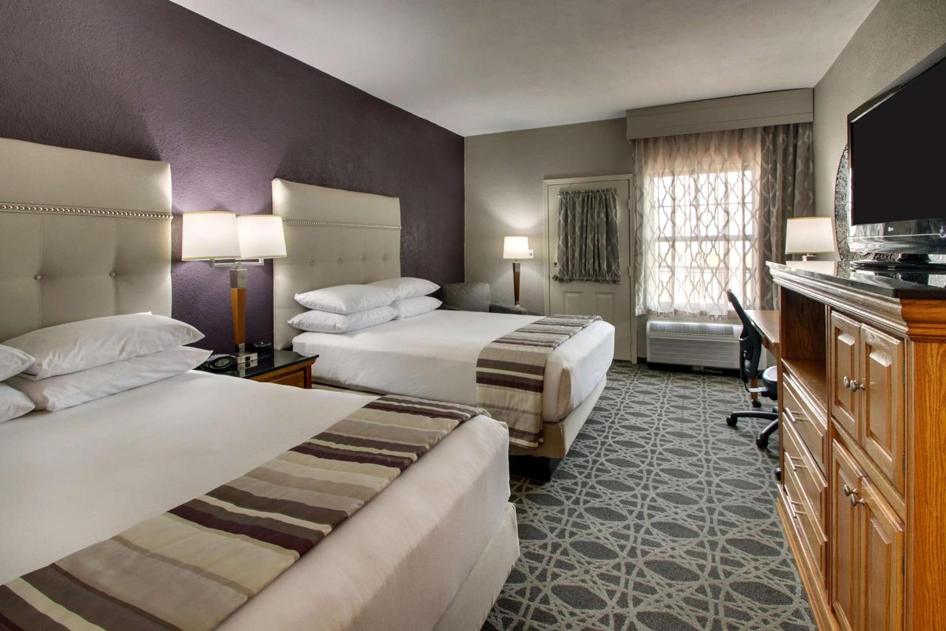 Drury Inn & Suites Albuquerque North photo 48