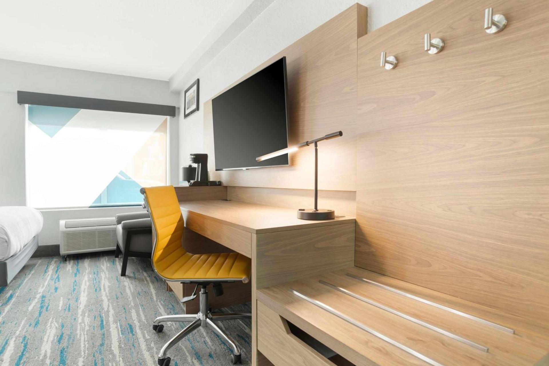 Best Western Plus Mobile Inn and Suites photo 14