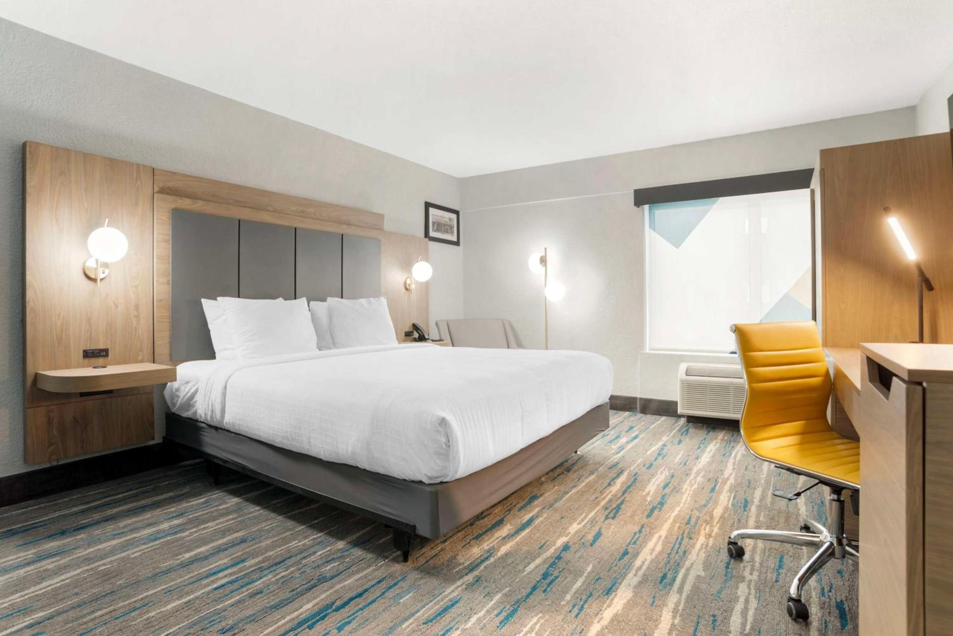 Best Western Plus Mobile Inn and Suites photo 16