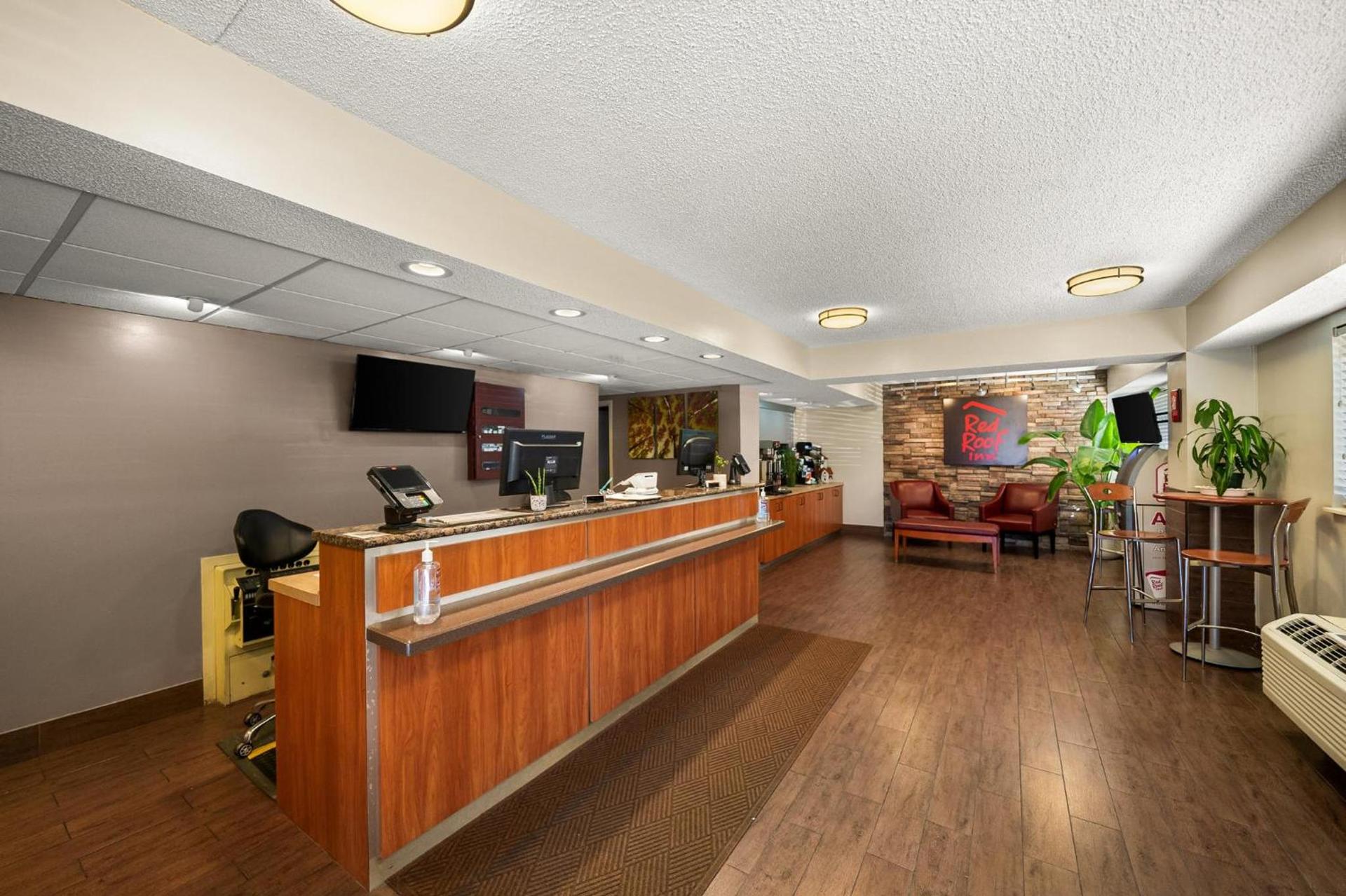 Red Roof Inn Dallas - DFW Airport North photo 41
