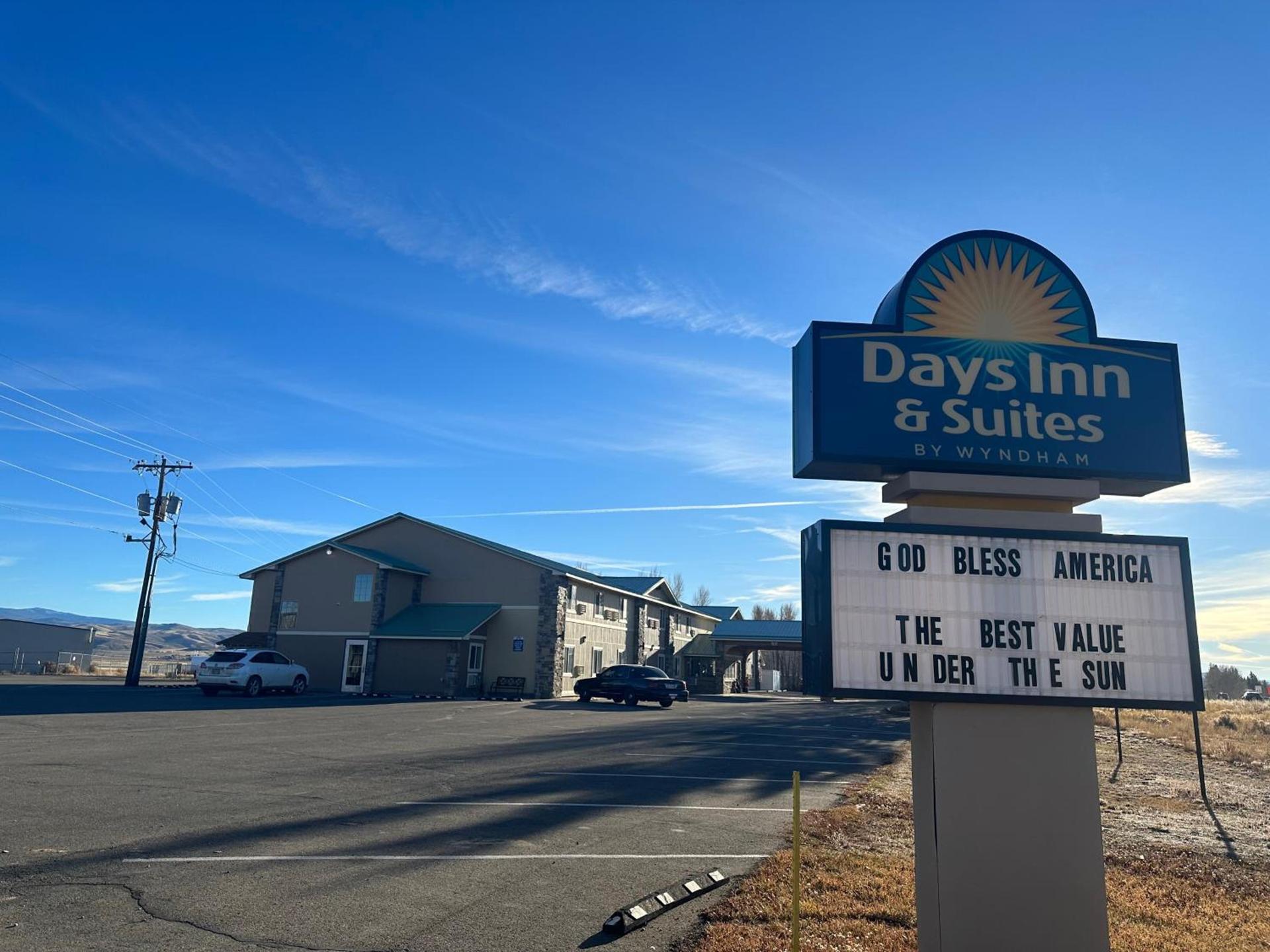 Days Inn & Suites by Wyndham Gunnison photo 4