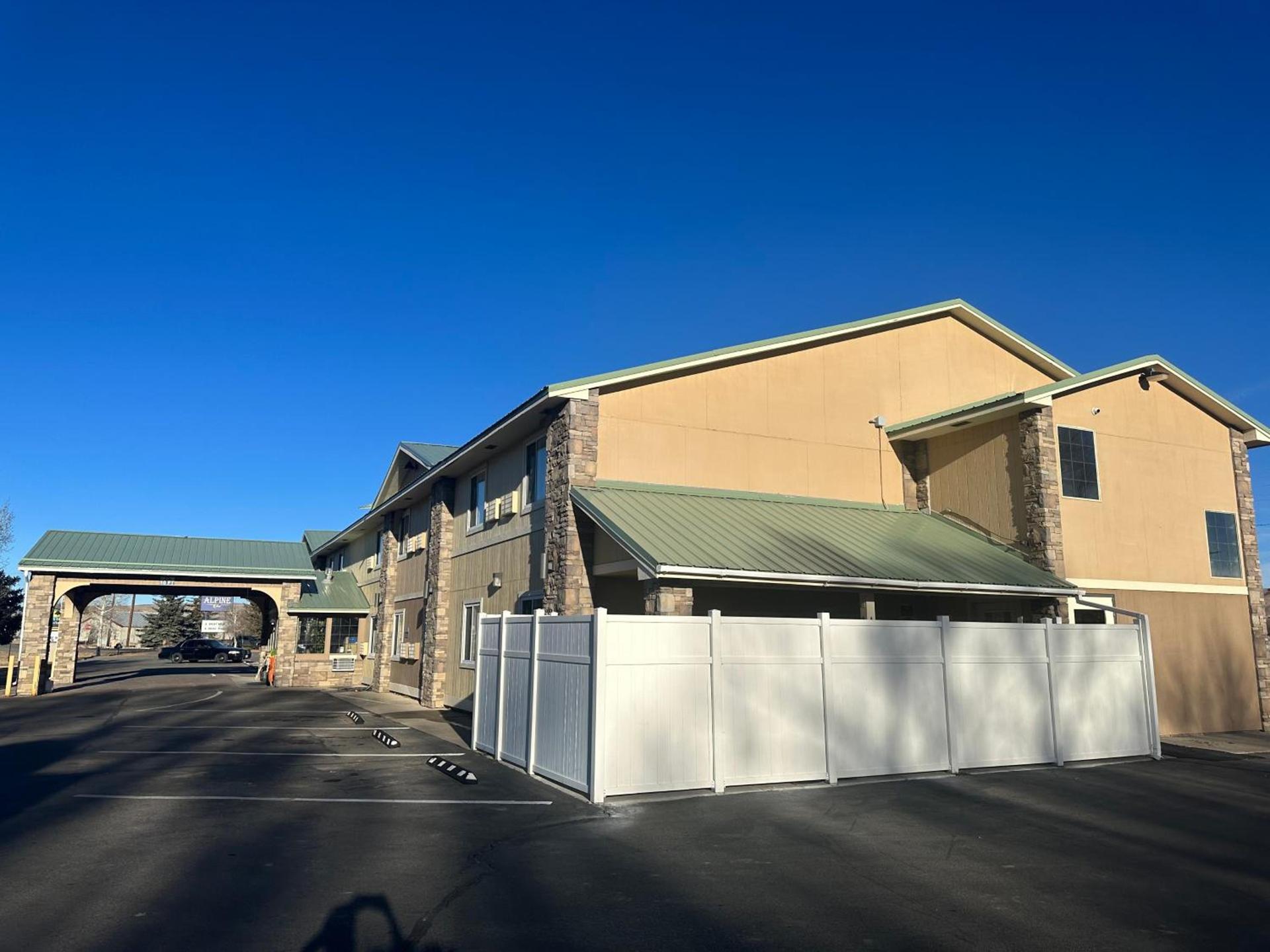 Days Inn & Suites by Wyndham Gunnison photo 39