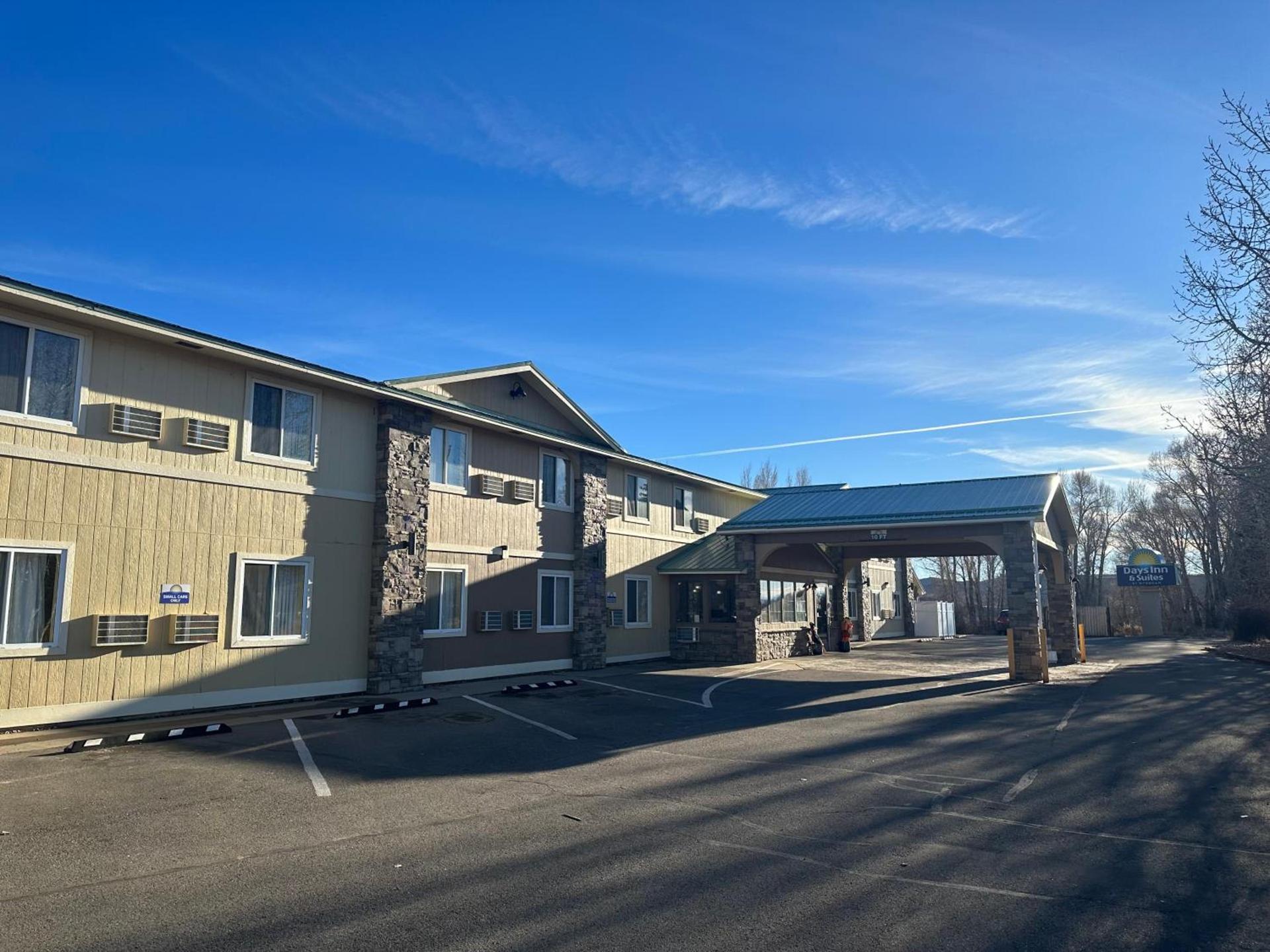 Days Inn & Suites by Wyndham Gunnison photo 56
