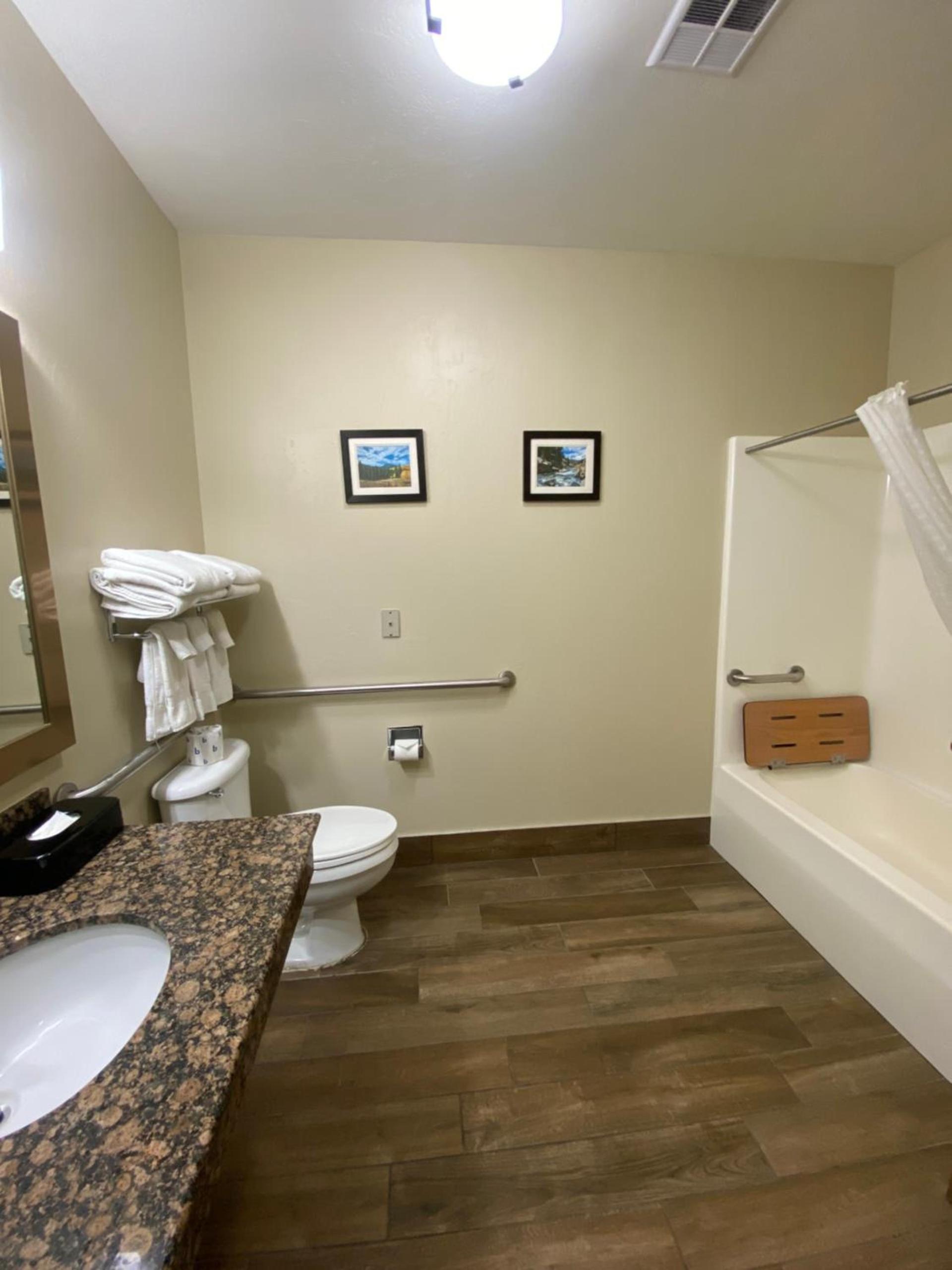 Comfort Inn & Suites Gunnison-Crested Butte photo 58