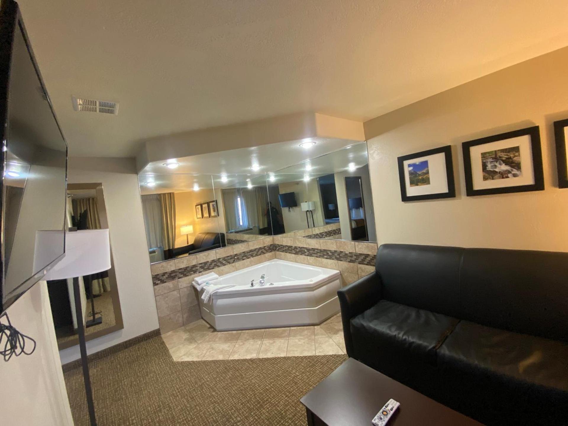 Comfort Inn & Suites Gunnison-Crested Butte photo 45