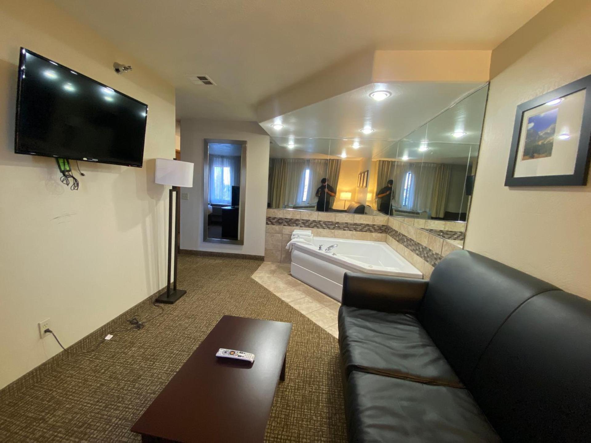 Comfort Inn & Suites Gunnison-Crested Butte photo 54