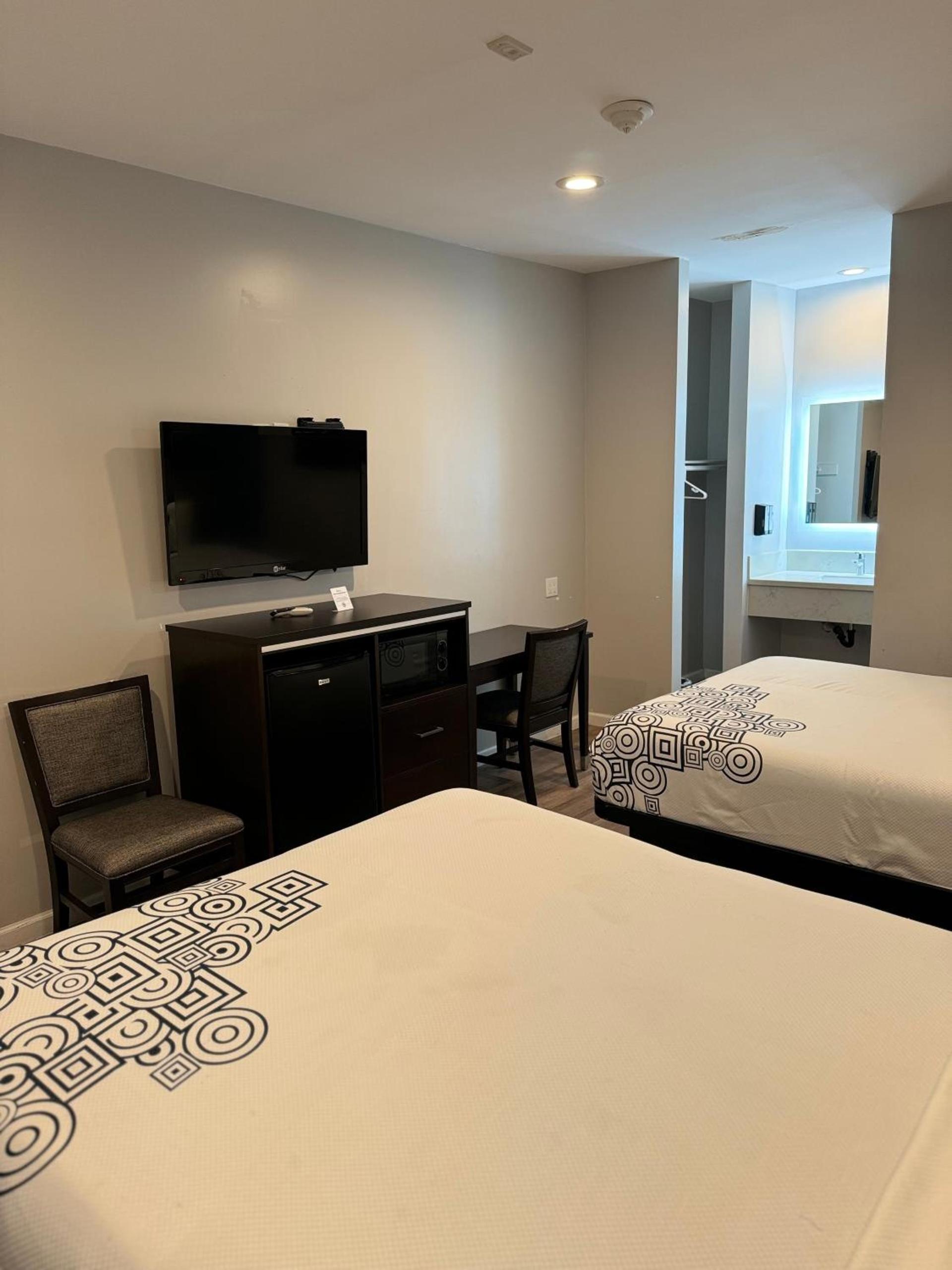 Surfside Inn Redondo Beach photo 34