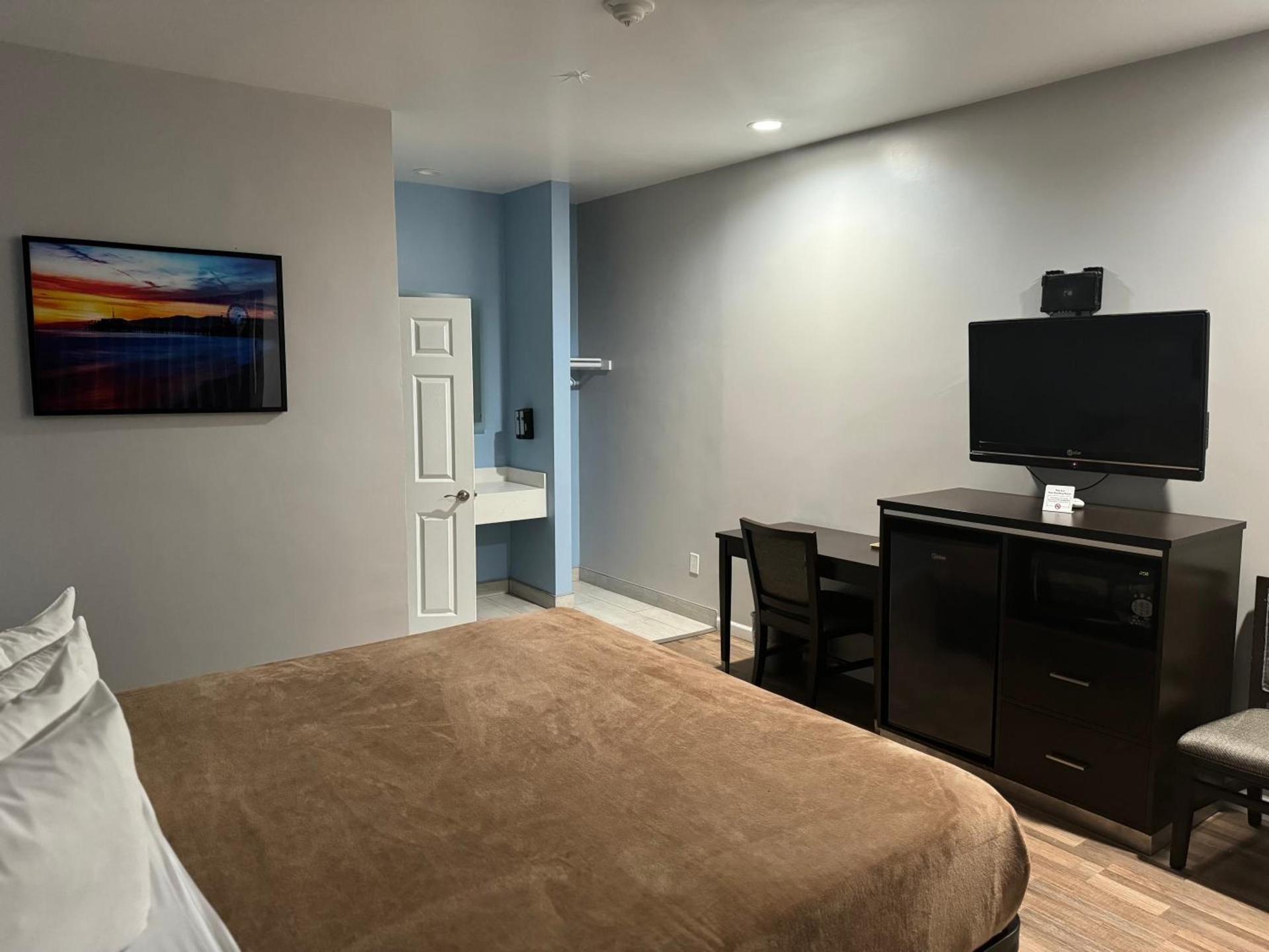 Surfside Inn Redondo Beach photo 14