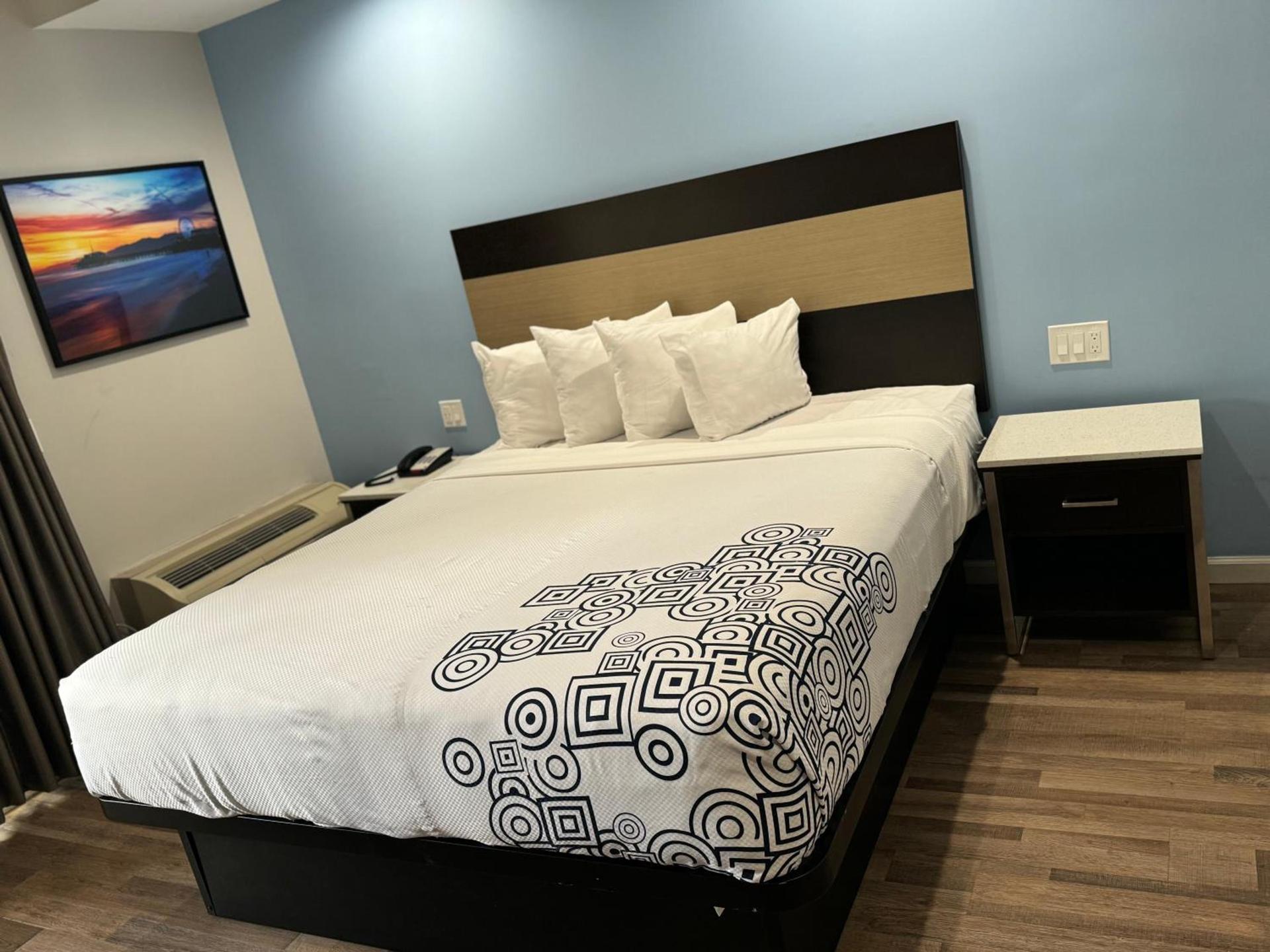 Surfside Inn Redondo Beach photo 11